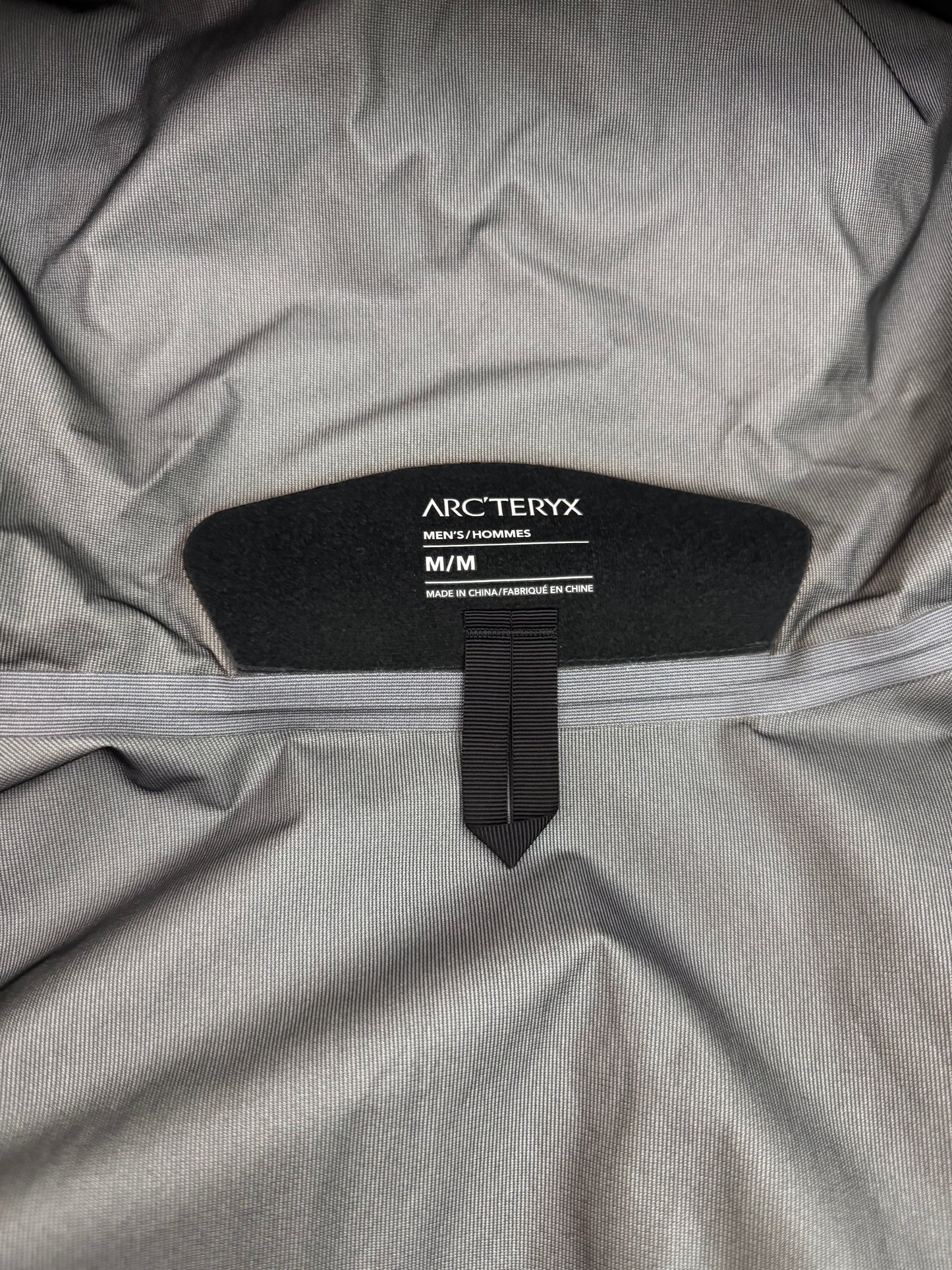 Arc’teryx Beta LT Jacket Black Men’s M Medium Gore-Tex
