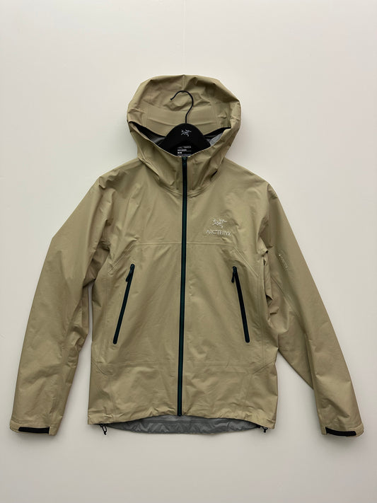 Arc’teryx Beta Jacket Wicker Men’s M Medium Gore-Tex