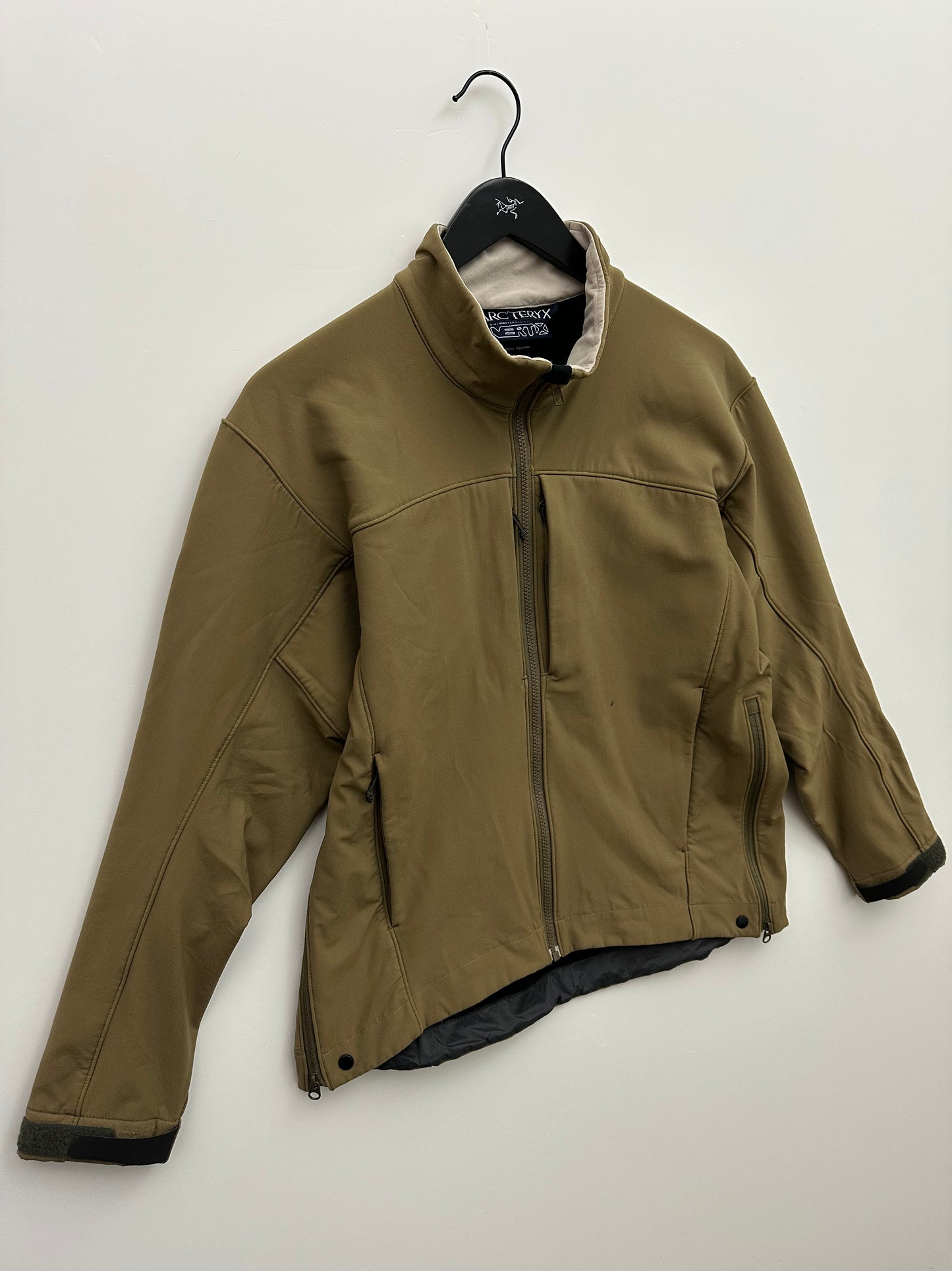 Arc’teryx LEAF VertX Justice Utility Jacket Men’s M Medium