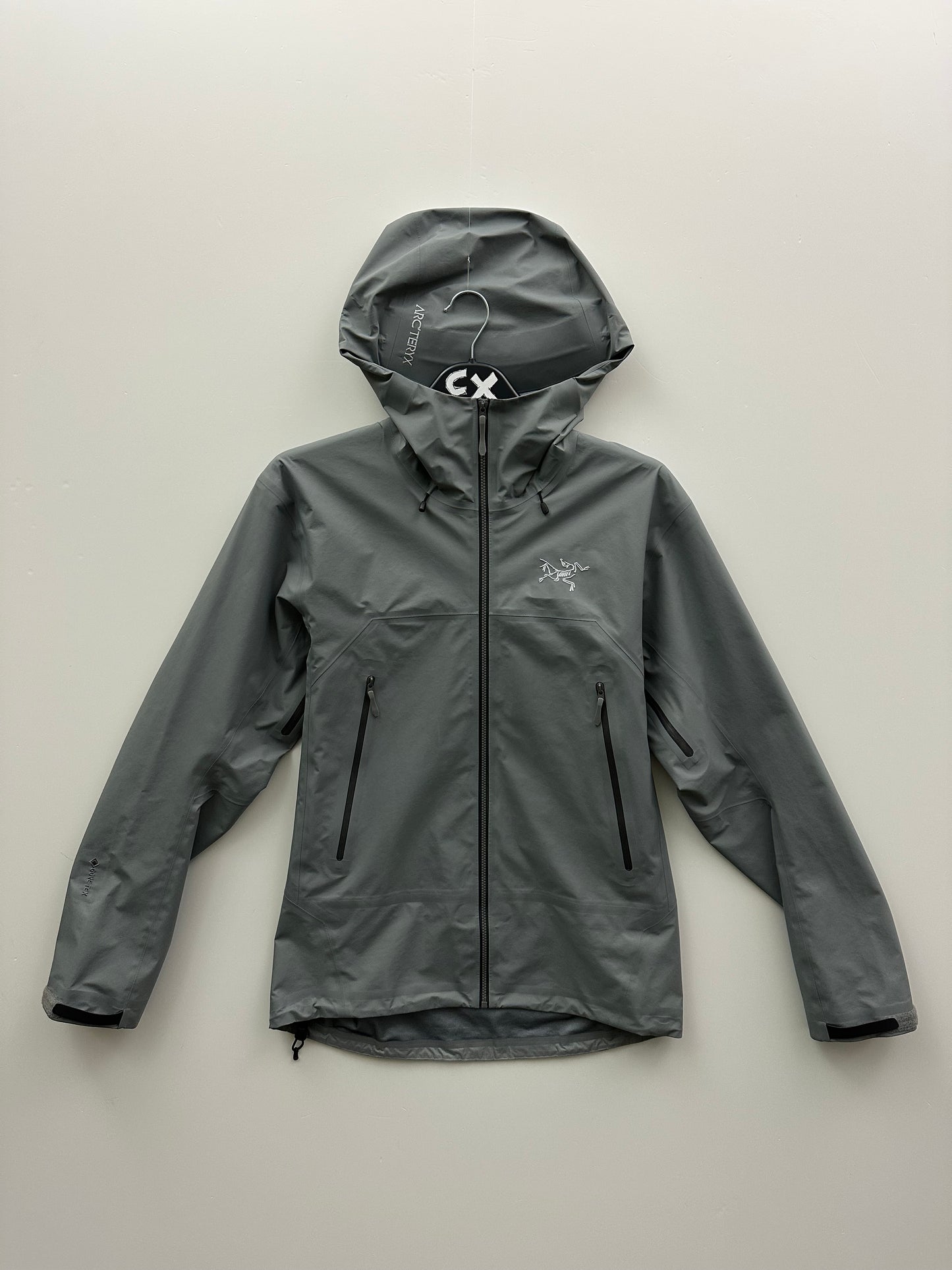Arc’teryx Beta SL Jacket Void Grey Men’s S Small Gore-Tex