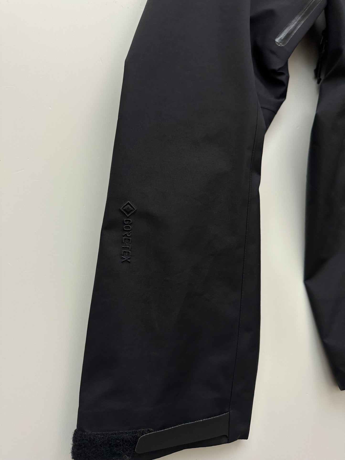 Arc’teryx Beta SL Jacket Black Men’s M Medium Gore-Tex RECCO