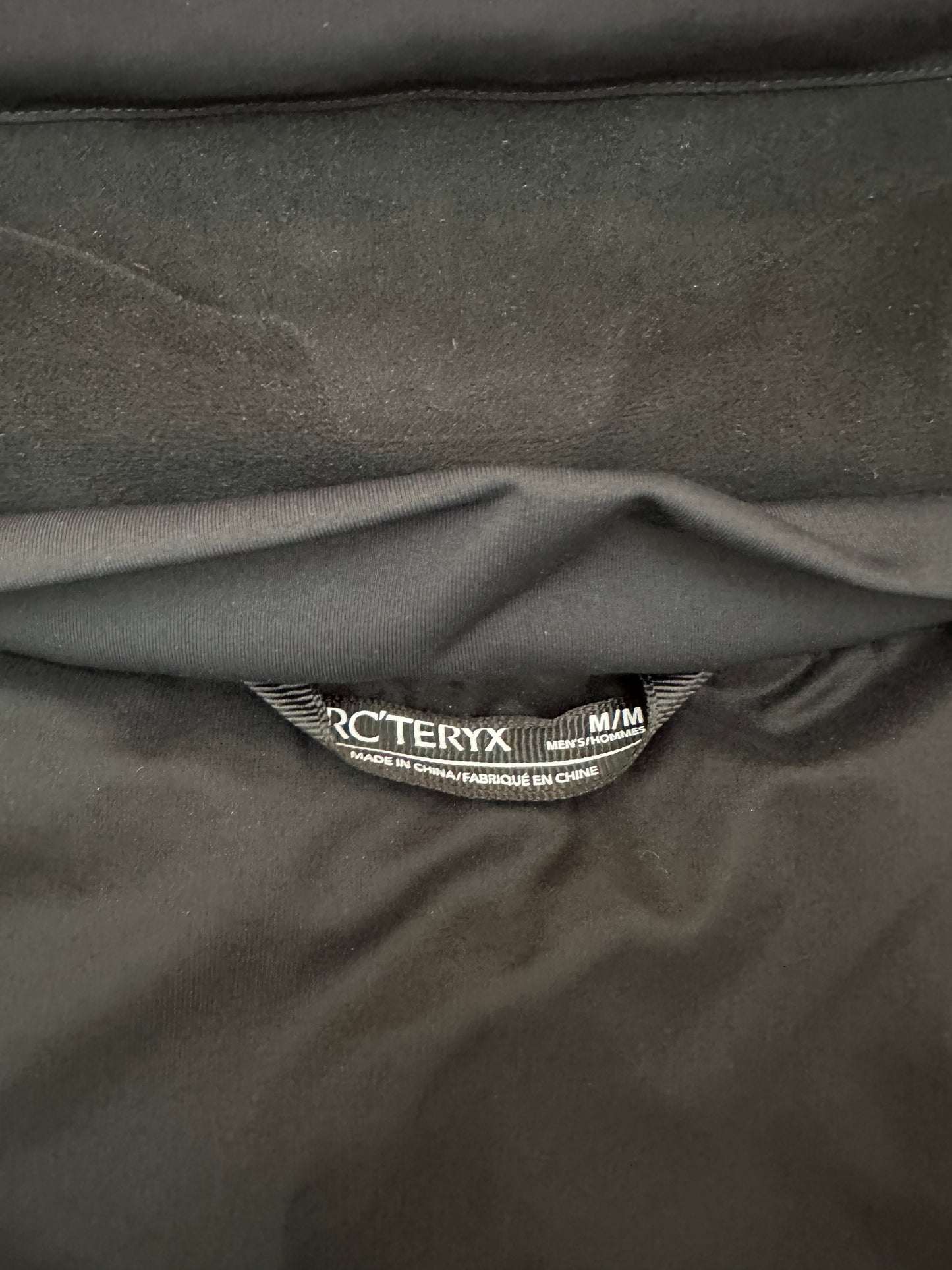 Arc’teryx Fission SV Jacket Black Men’s M Medium Gore-Tex