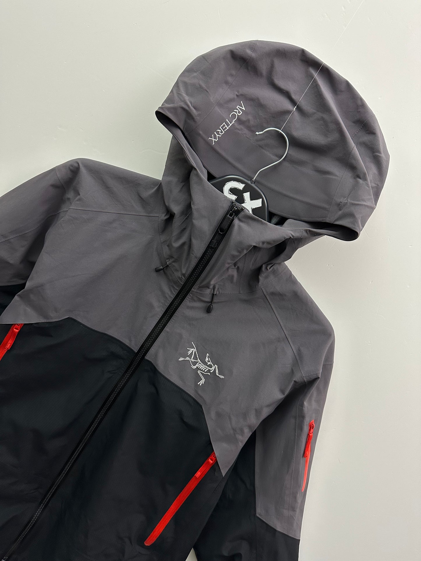 Arc’teryx Rush Jacket Black Storm Grey Men's S Small Gore-Tex Pro RECCO