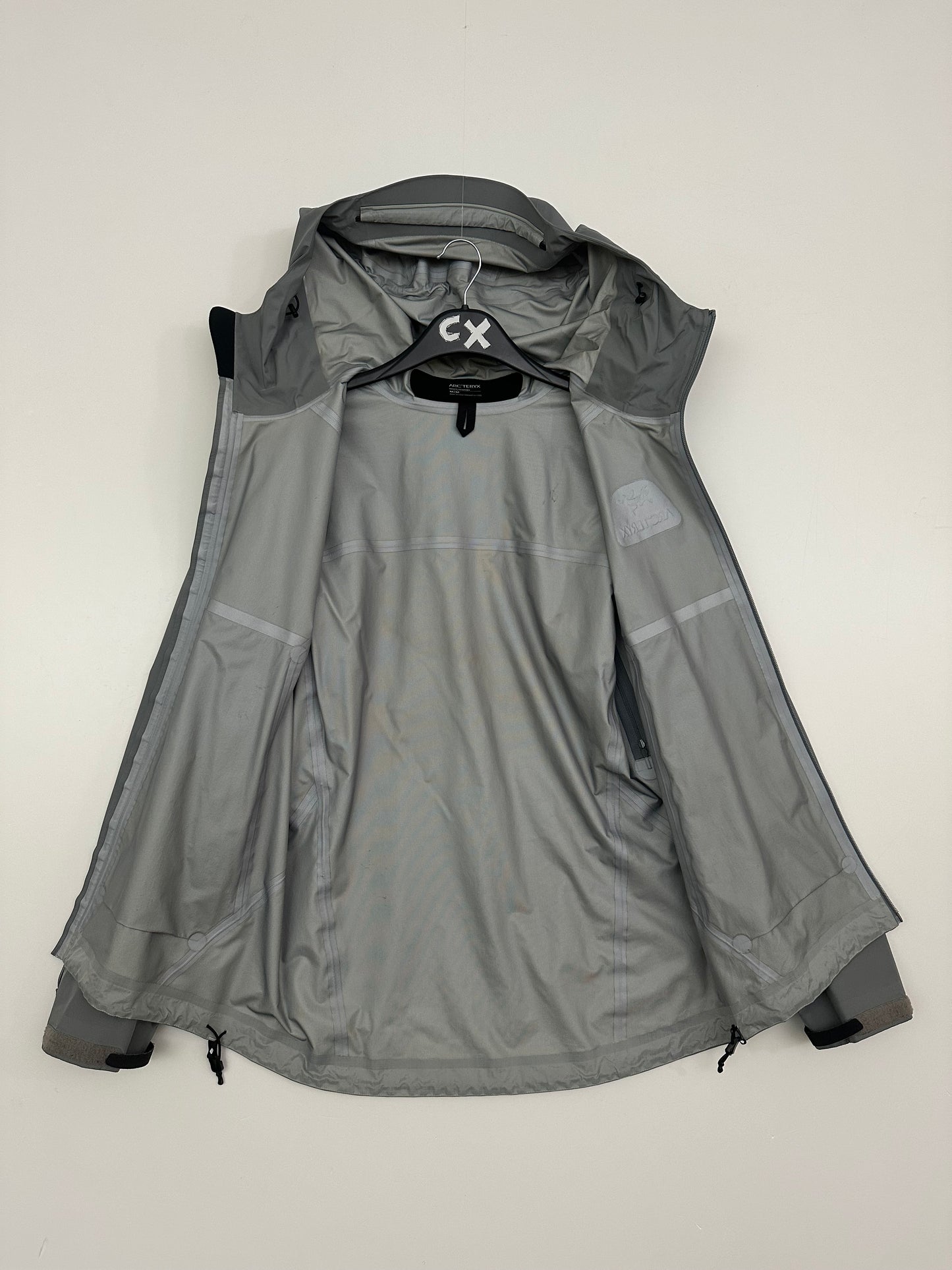 Arc’teryx Beta LT Jacket Binary Grey Men’s M Medium Gore-Tex