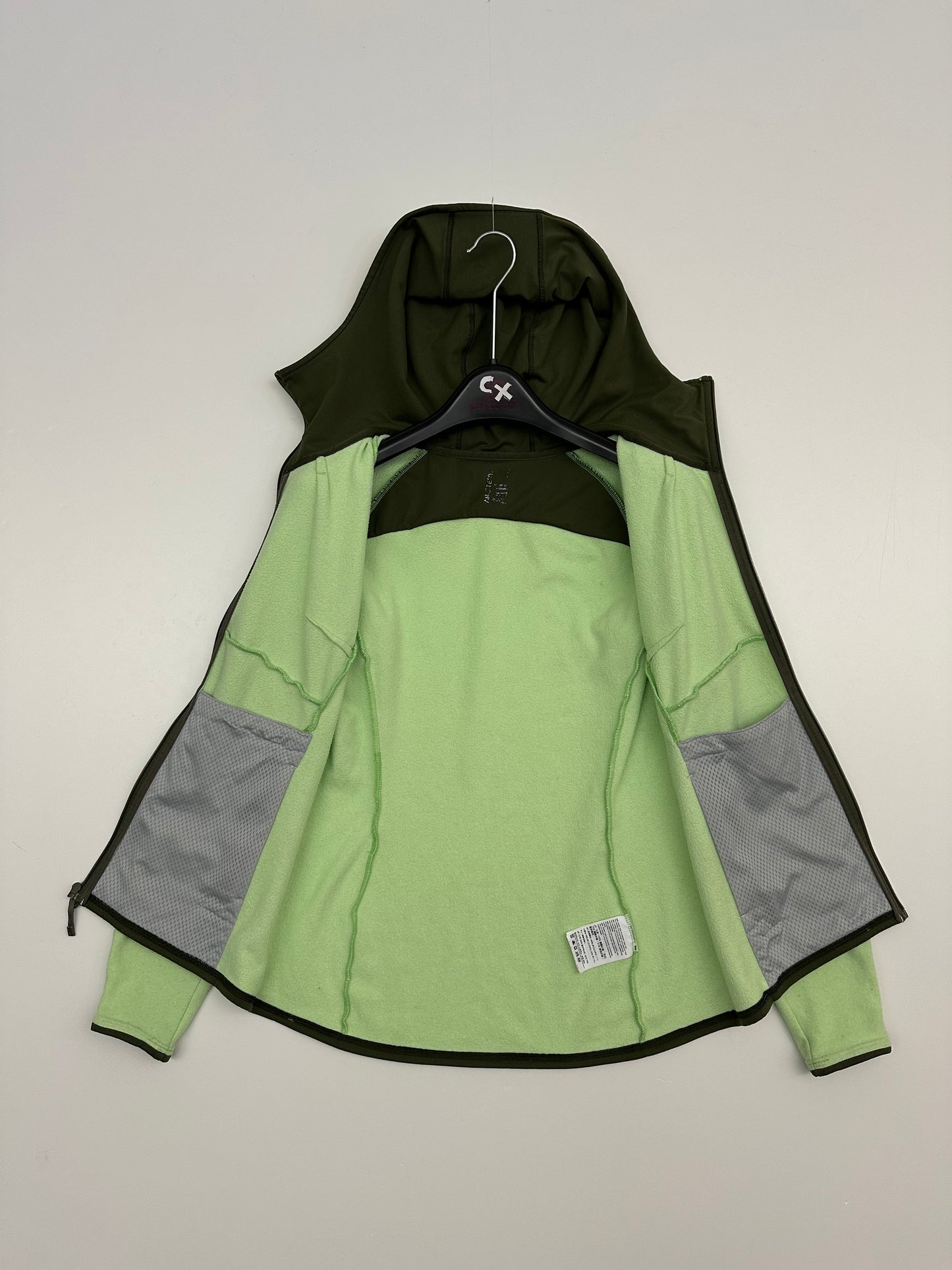 Arc’teryx Caliber Hoody Green Women’s S Small