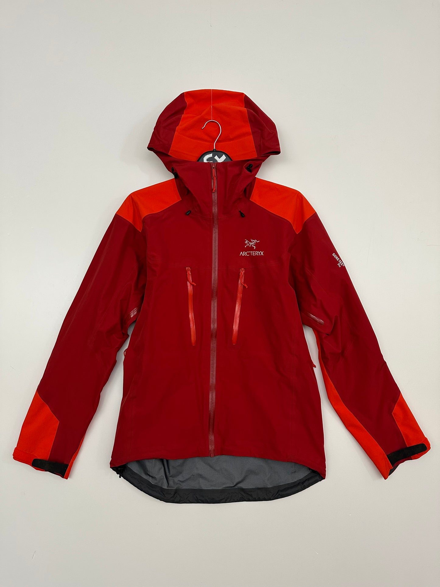 Arc'teryx Alpha AR Jacket Men's Size M Medium Cayenne / Magma Red GORE-TEX Pro