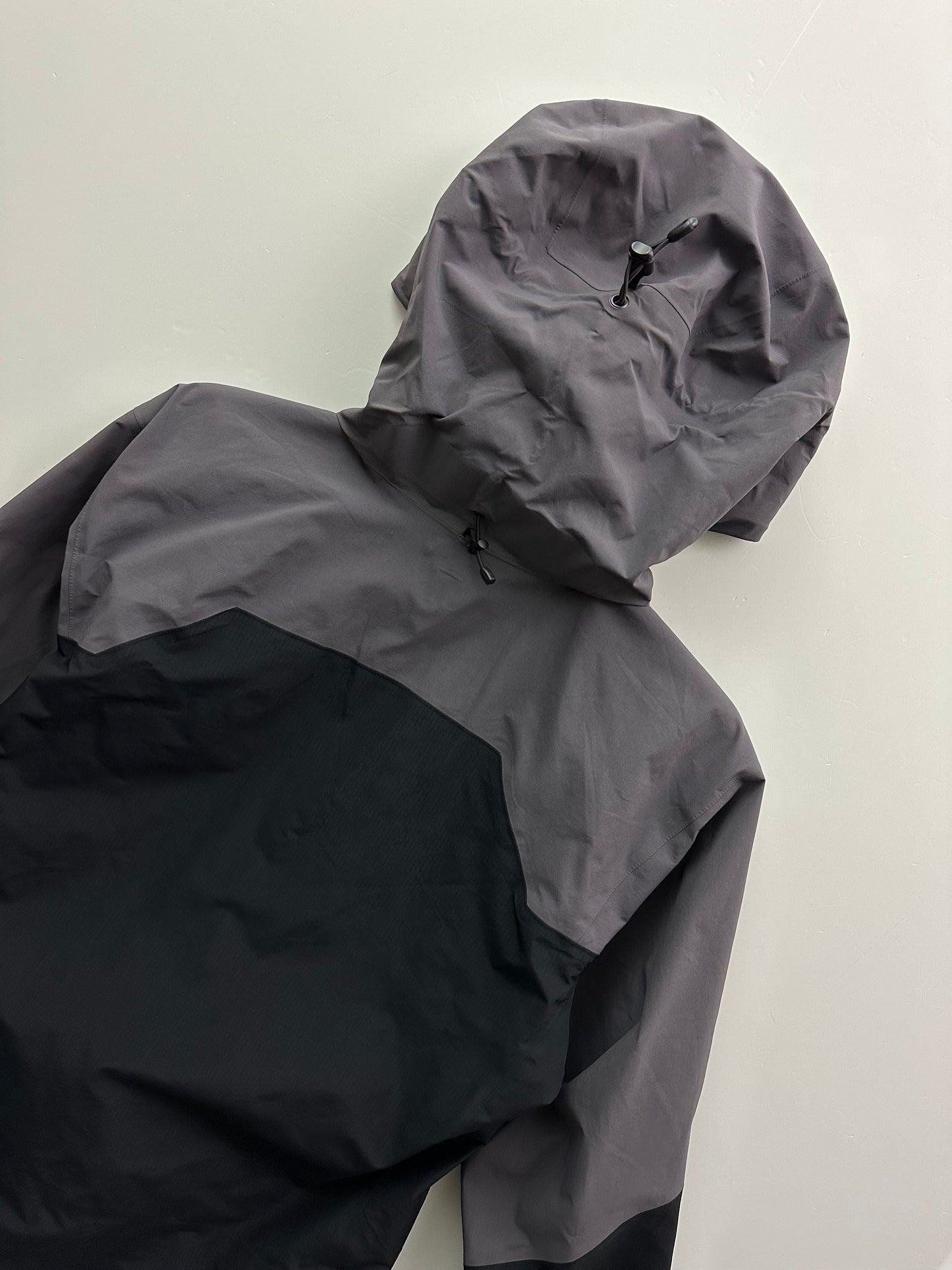 Arc’teryx Rush Jacket Black Storm Grey Men's S Small Gore-Tex Pro RECCO