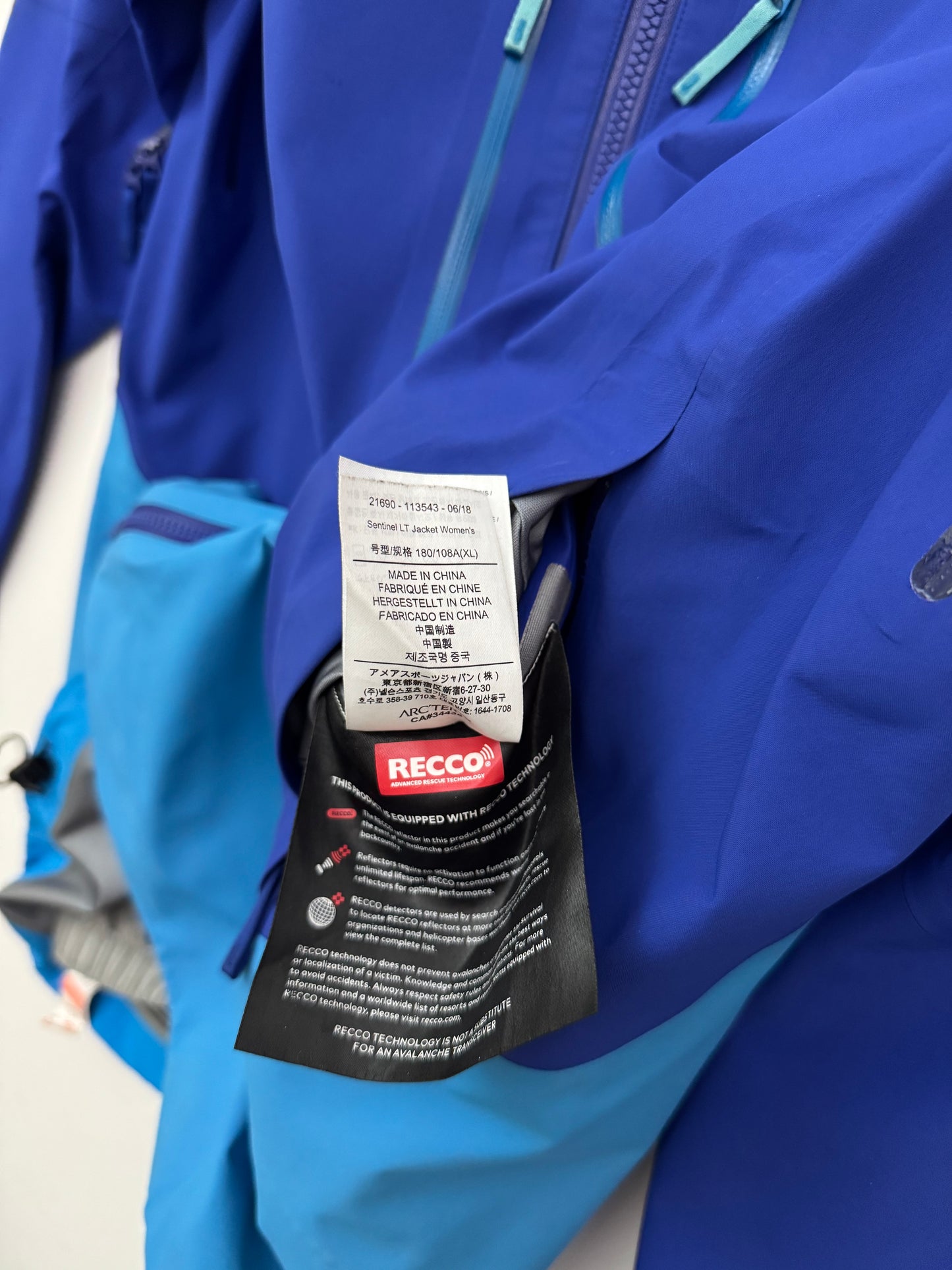 Arc'teryx Sentinel LT Jacket Women's XL Extra Large Blue Gore-Tex RECCO
