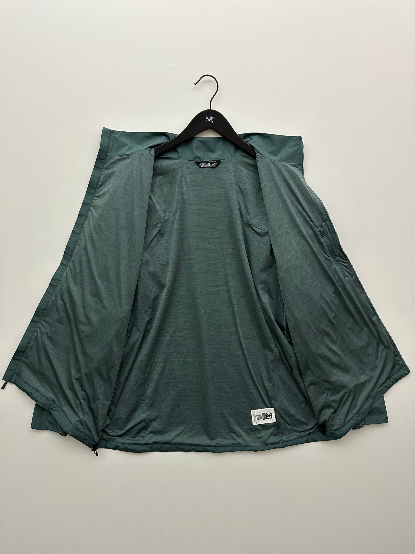 Arc’teryx Solano Jacket Boxcar Green Men’s XL Extra Large Gore-Tex Infinium