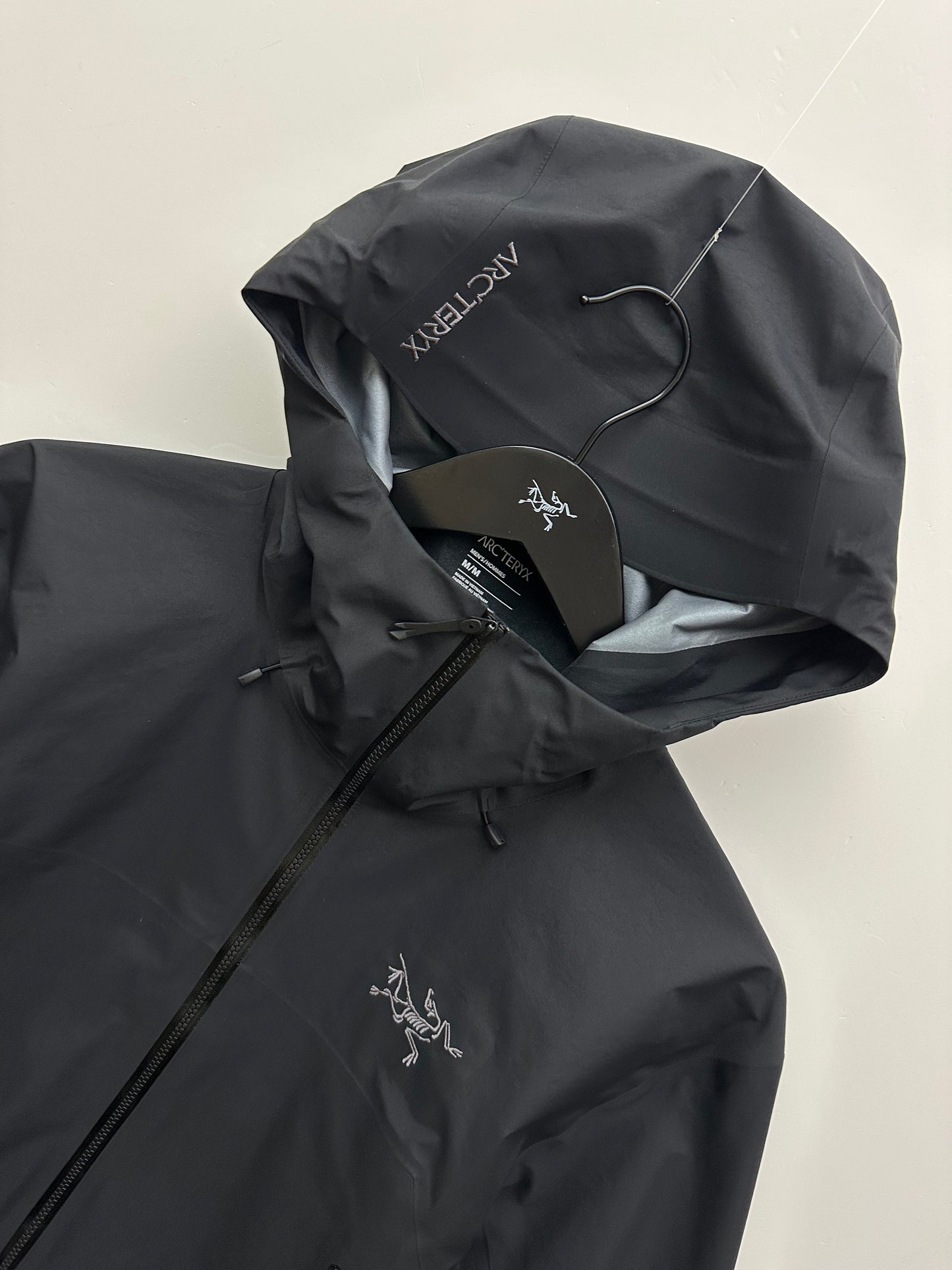 Arc’teryx Beta SL Jacket Black Men’s M Medium Gore-Tex RECCO