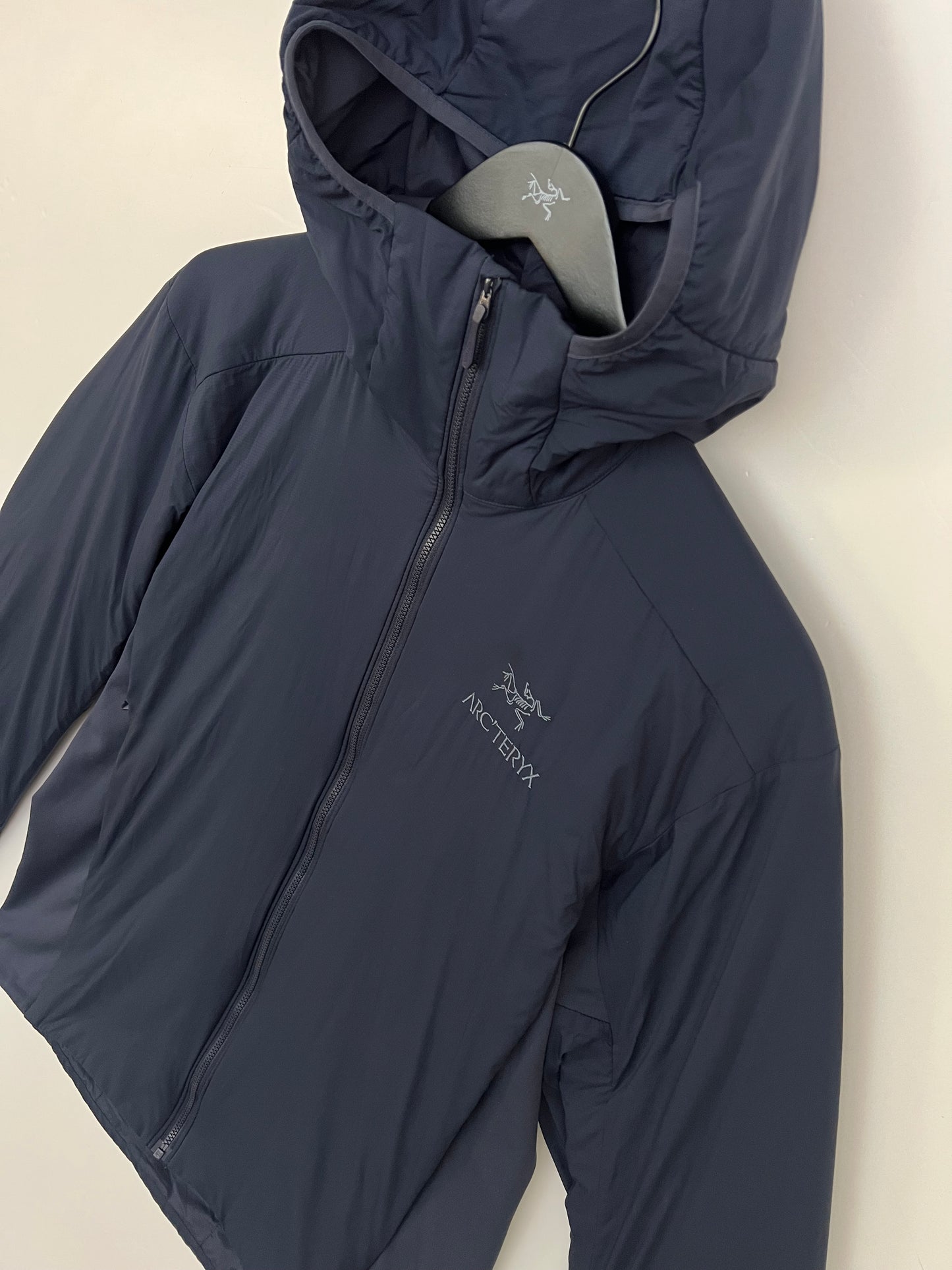 Arc’teryx Atom Hoody Black Sapphire Blue Men’s M Medium