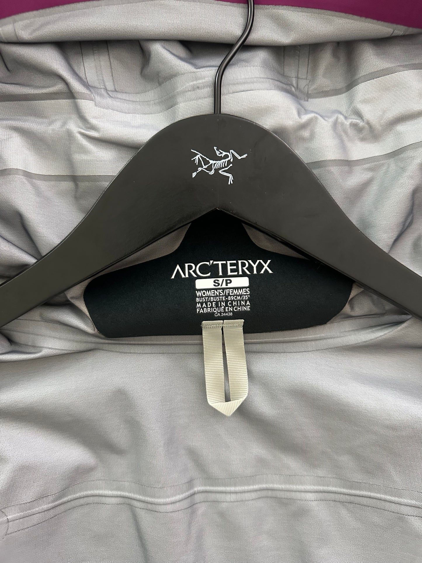 Arc’teryx Zeta AR Jacket Chandra Pink Women’s S Small Gore-Tex