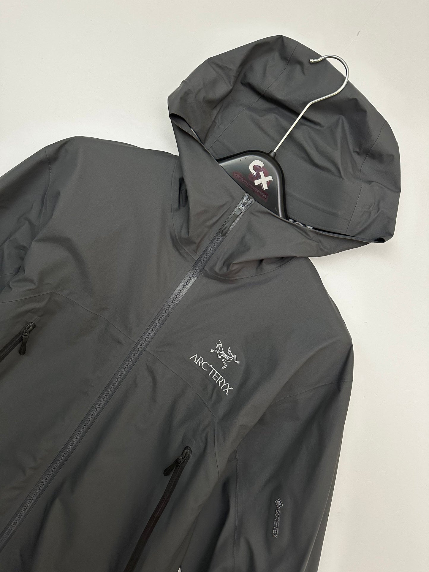 Arc’teryx Beta Jacket Cloud Grey Men’s S Small Gore-Tex