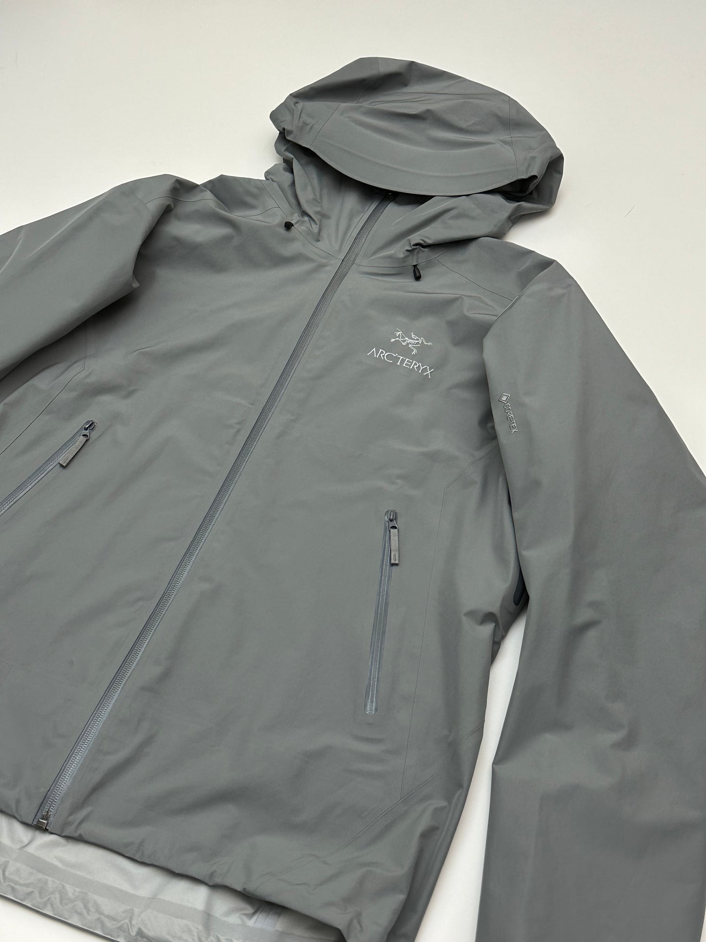 Arc’teryx Beta LT Jacket Binary Grey Men’s L Large Gore-Tex