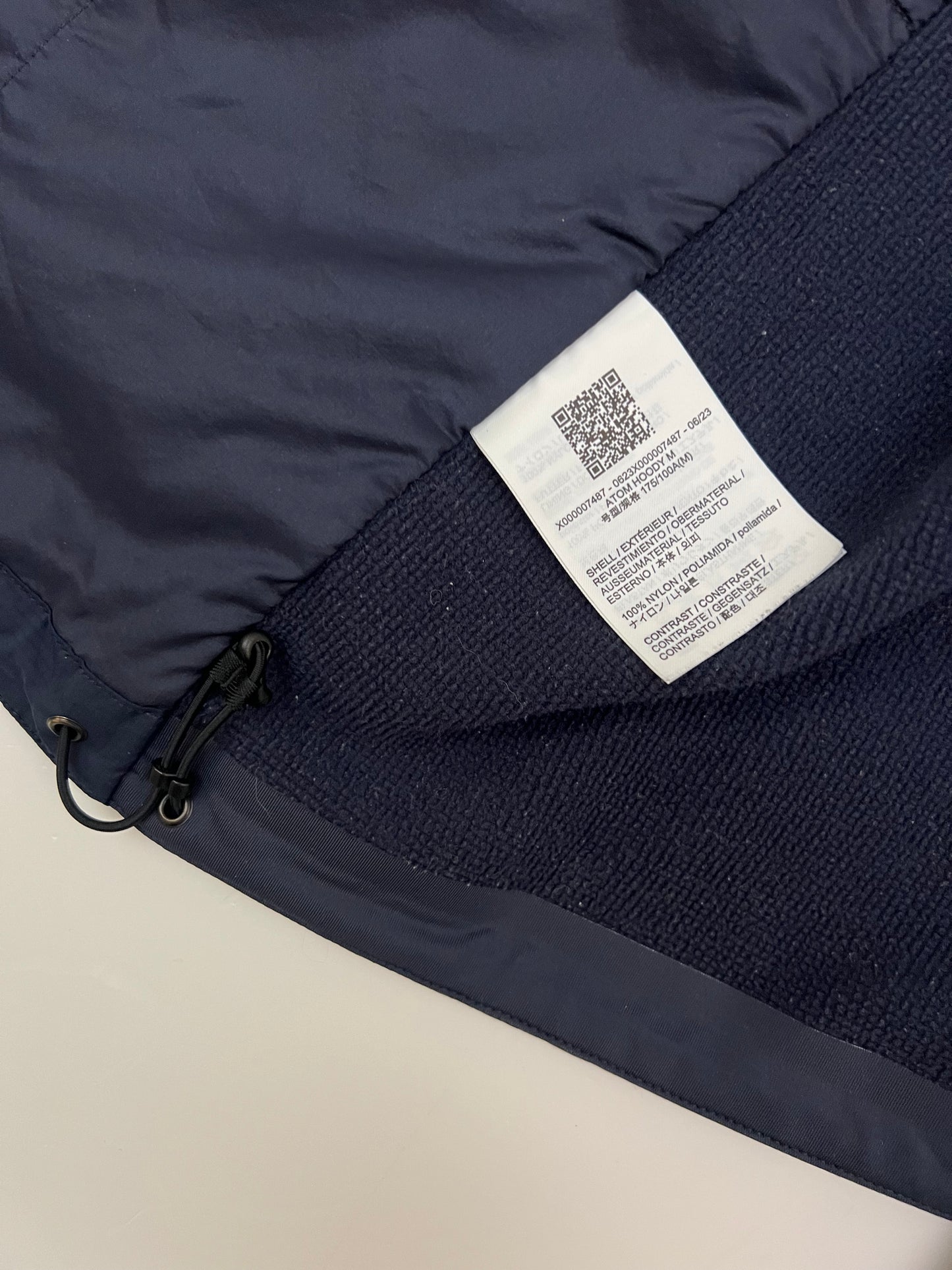 Arc’teryx Atom Hoody Black Sapphire Blue Men’s M Medium