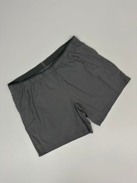 Arc’teryx Incendo Shorts 7” Grey Men’s XXL