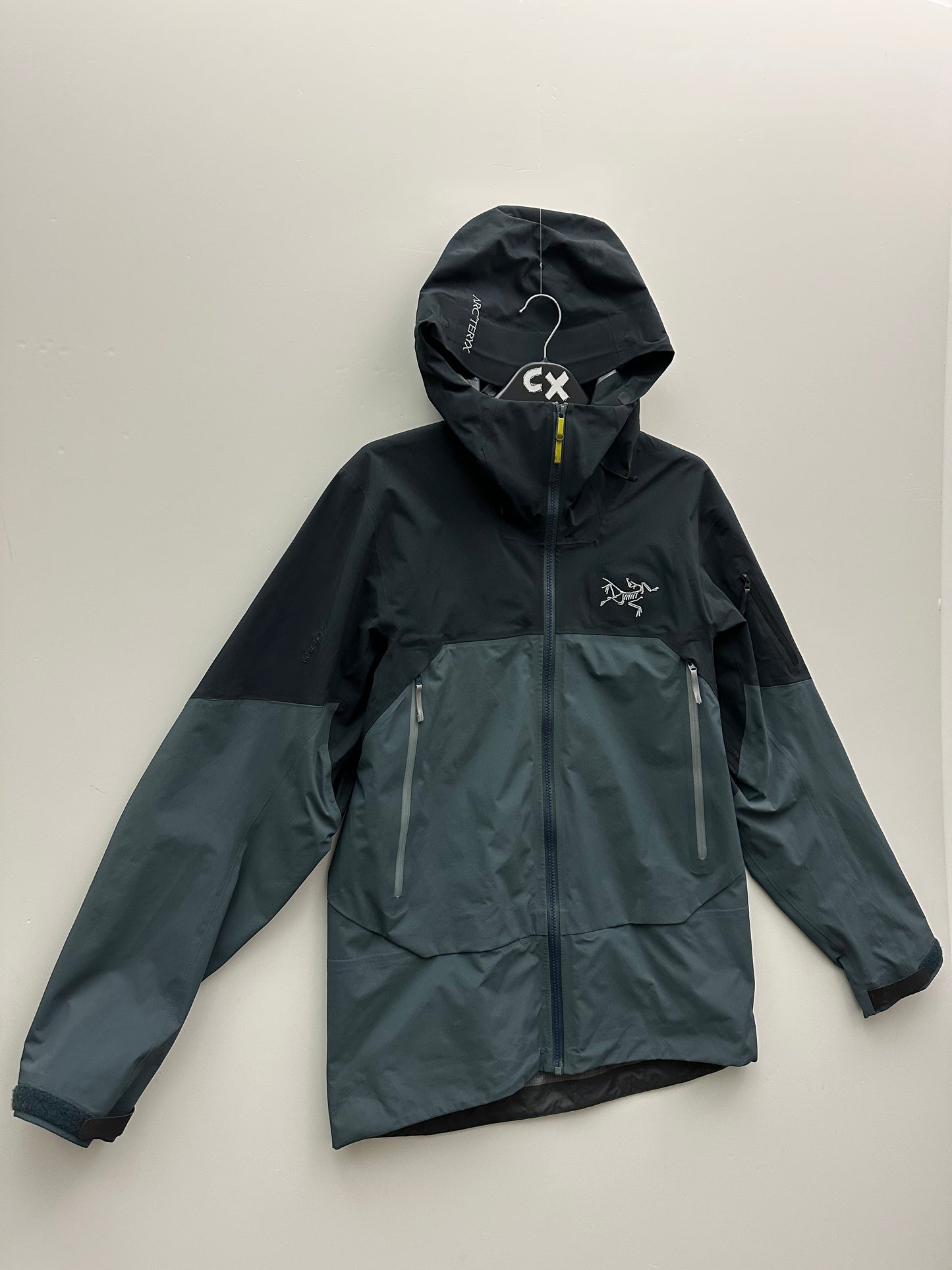 Arc’teryx Rush Jacket Mintaka Grey Men’s M Medium Gore-Tex Pro RECCO