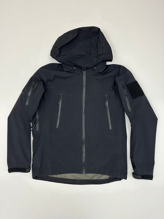 Arc’teryx LEAF Alpha Jacket Black Men’s L Large Gore-Tex