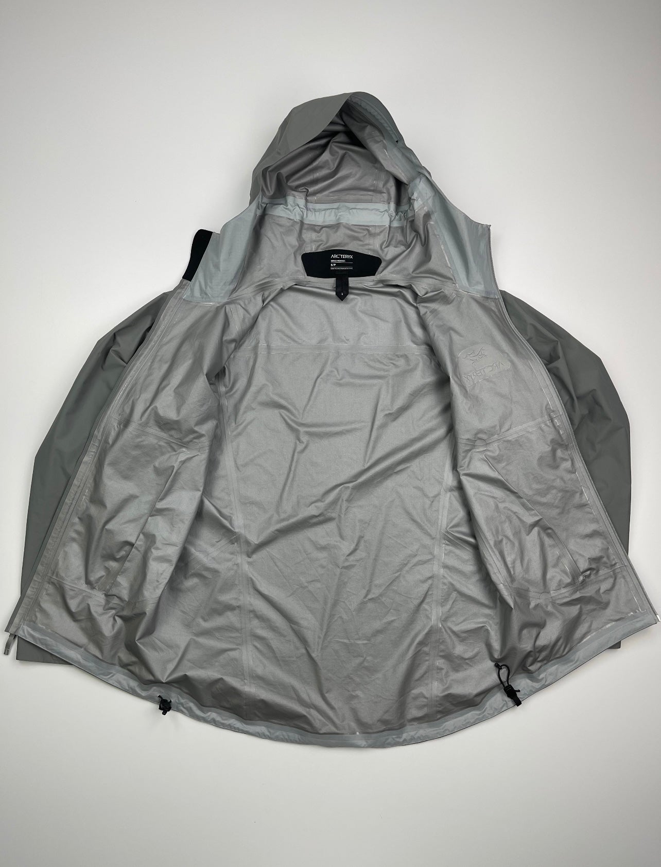 Arc’teryx Zeta SL Jacket Cryptochrome Grey Men’s S Small Gore-Tex