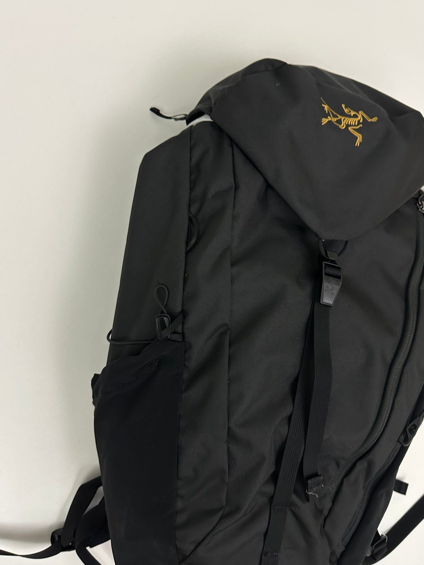 Arc’teryx Mantis 20 Backpack 24K Black