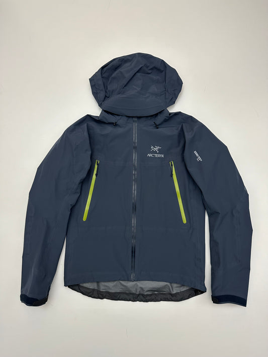 Arc’teryx Beta LT Jacket Heron Grey Men’s M Medium Gore-Tex Pro