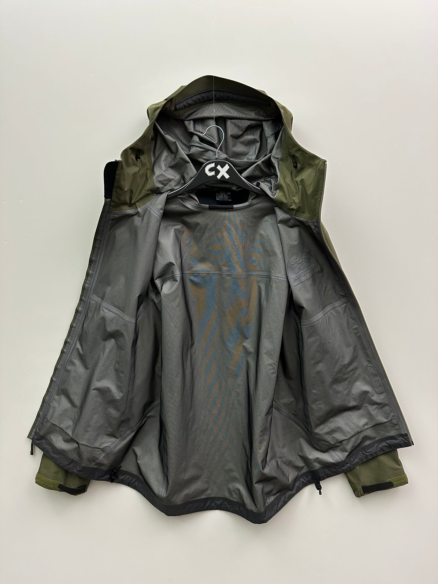 Arc’teryx Beta LT Jacket Tatsu Green Men’s L Large Gore-Tex