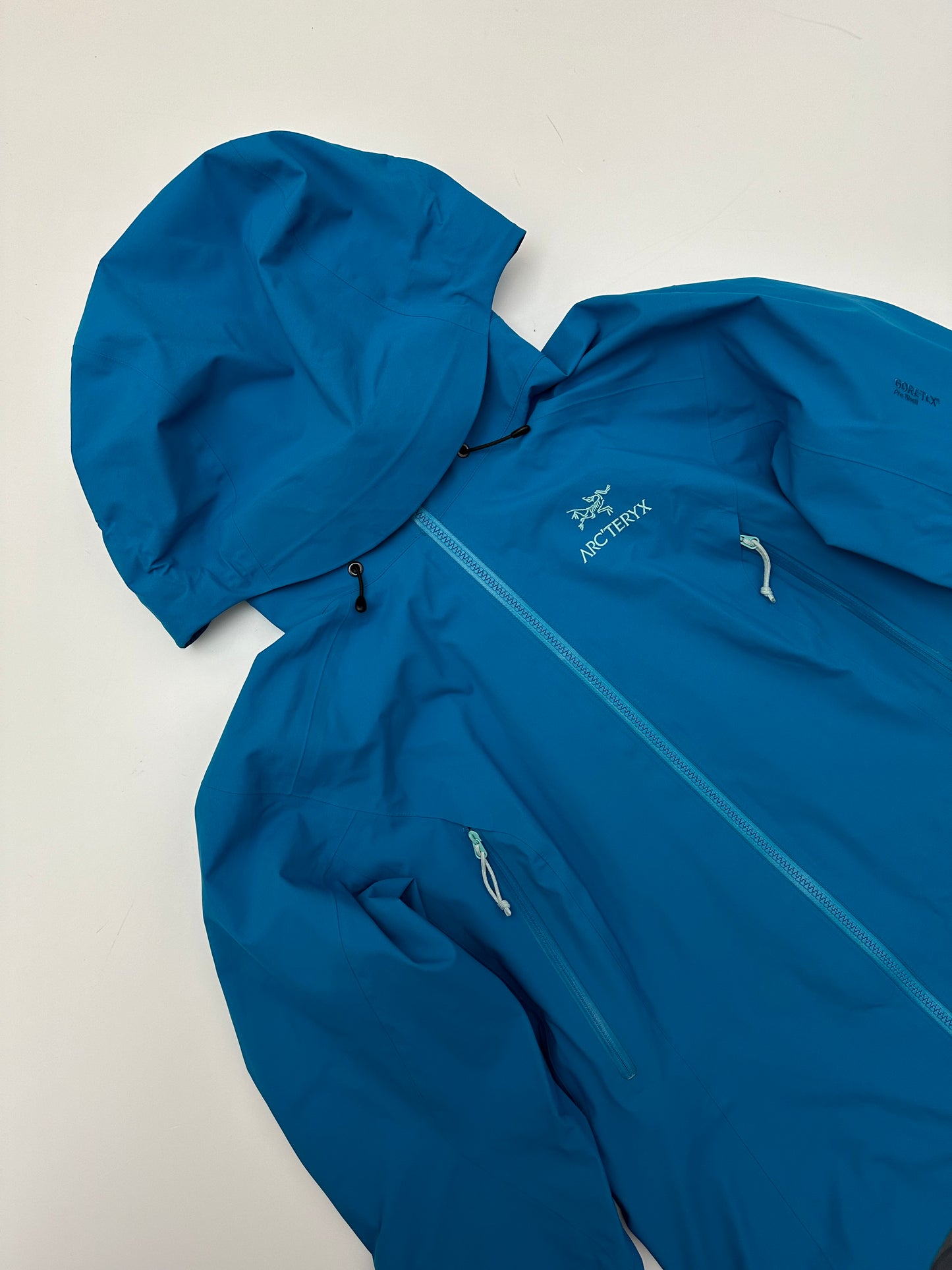 Arc'teryx Beta AR Jacket Bondi Blue Women's L Large Gore-Tex Pro