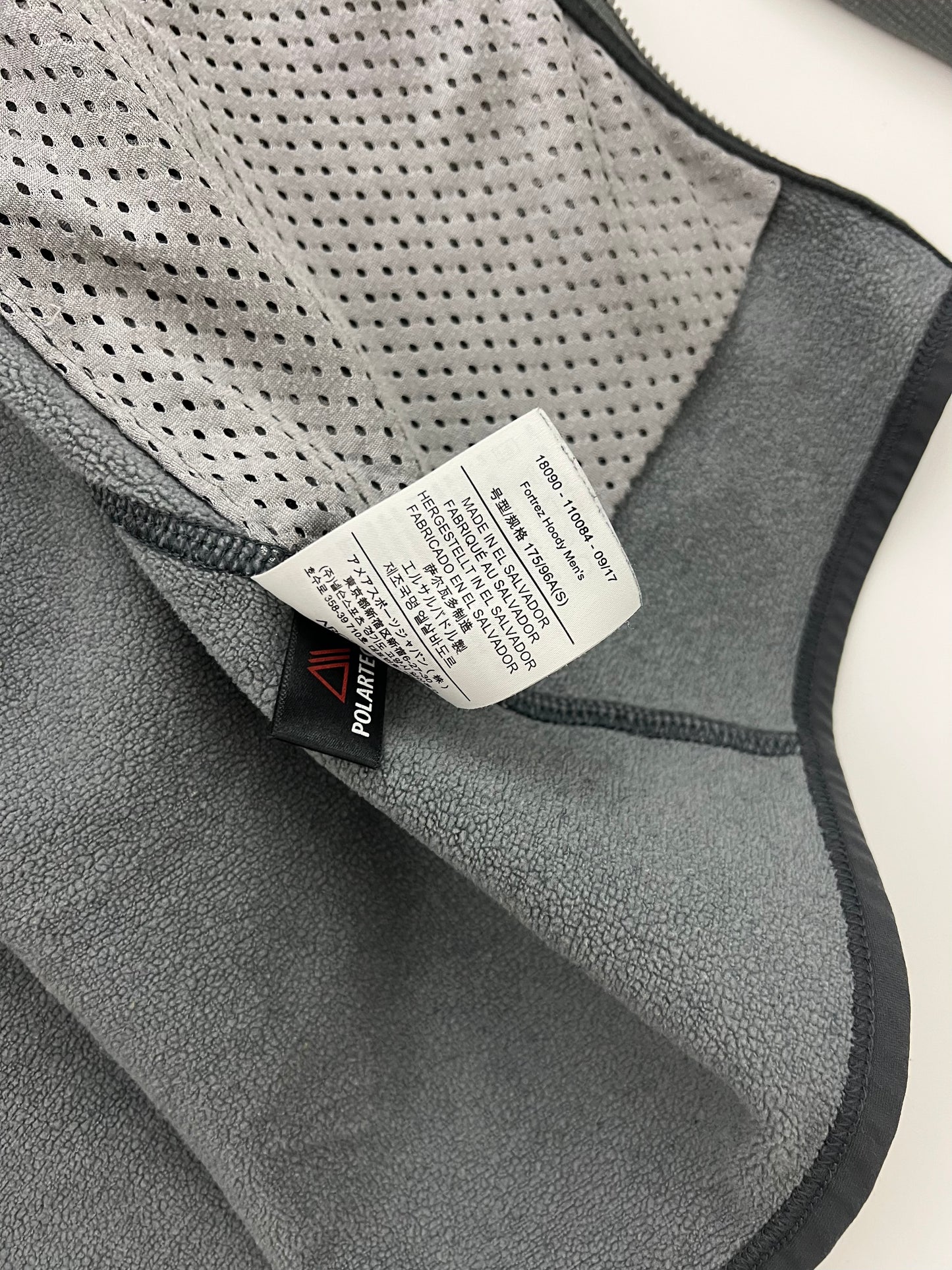 Arc’teryx Fortrez Hoody Grey Men’s S Small