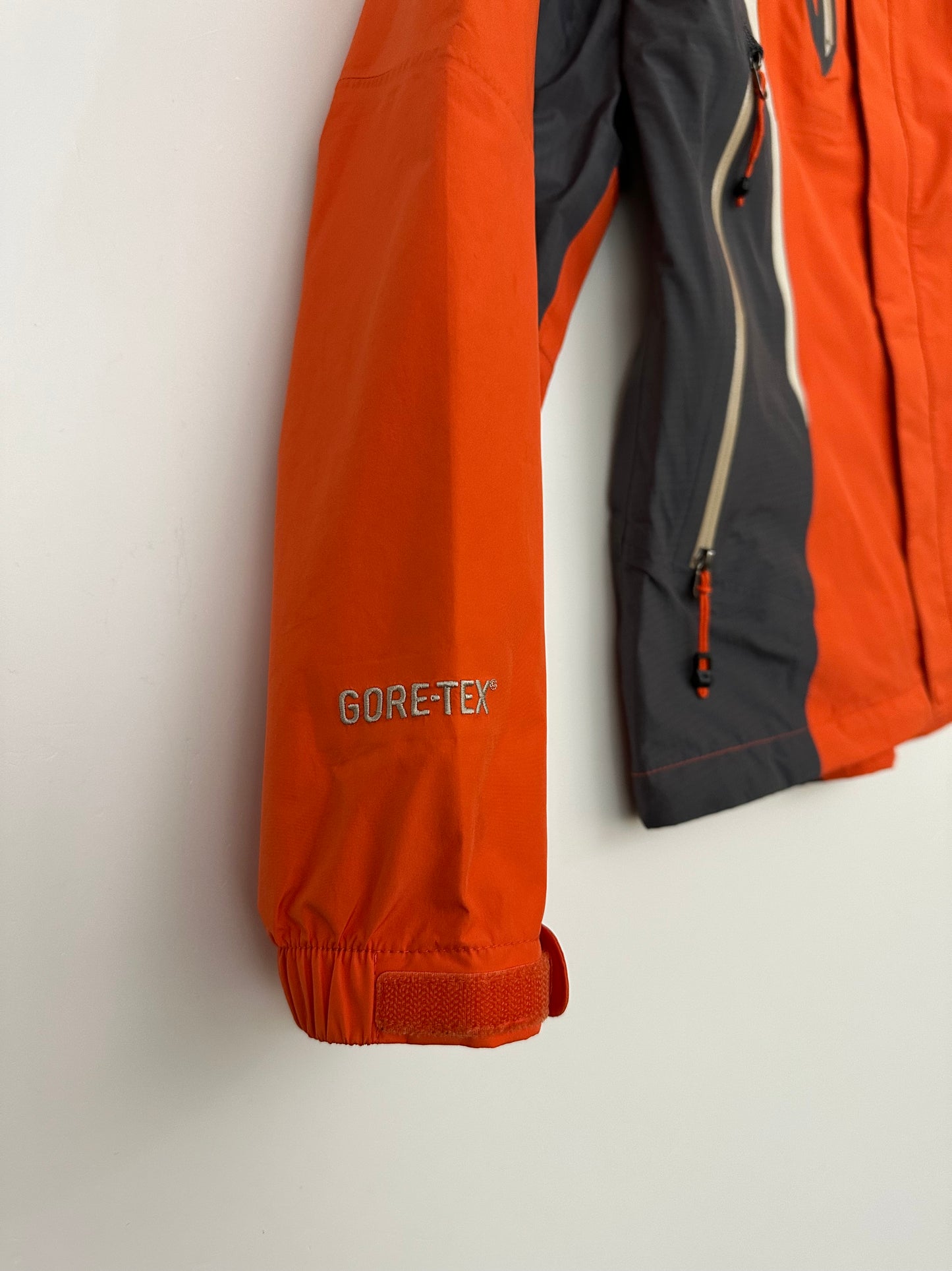Montbell Alpine GORE-TEX Performance Jacket, Size S Women's, Coral / Charcoal