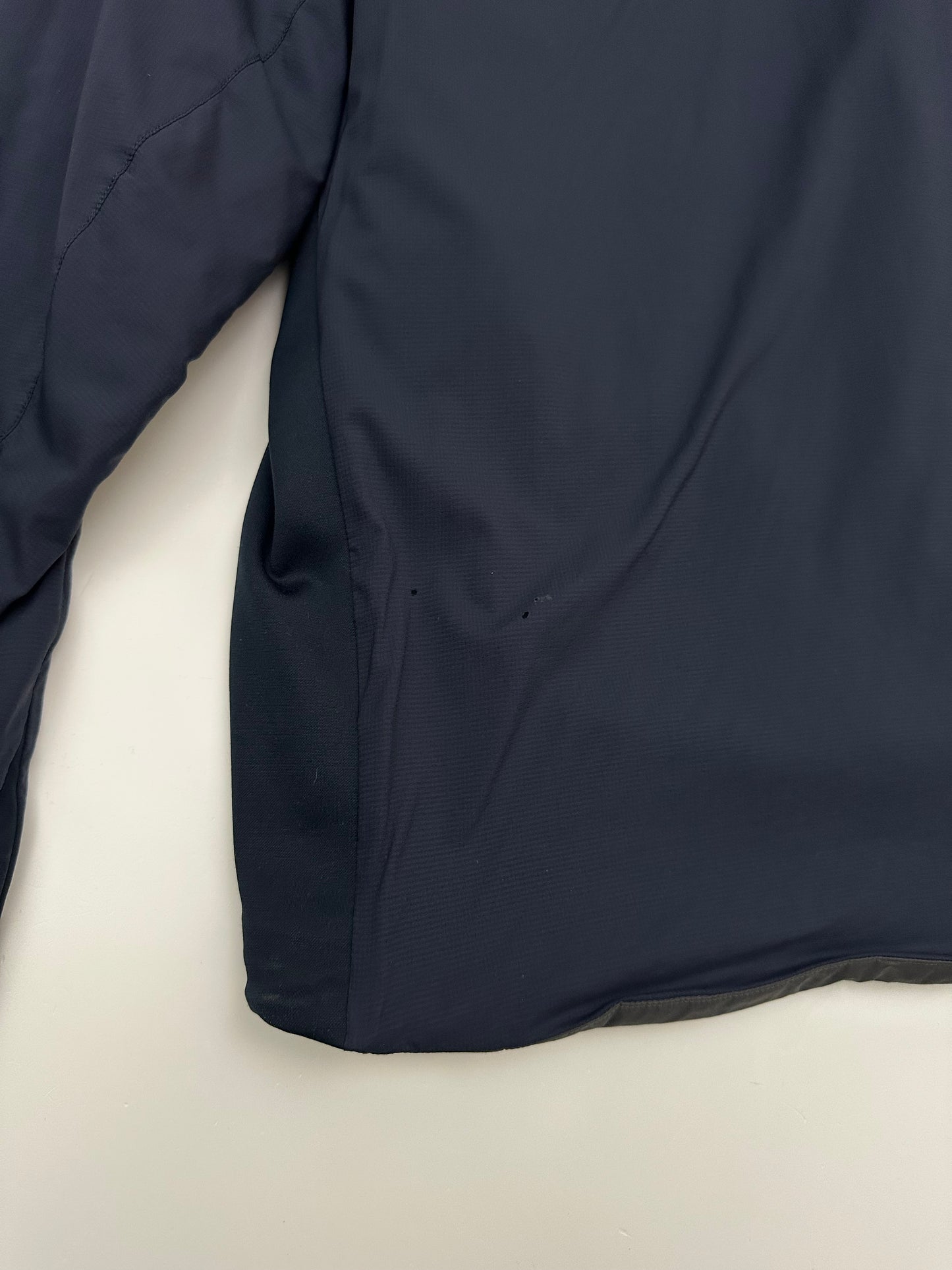 Arc’teryx Atom LT Hoody TUI Blue Men’s M Medium