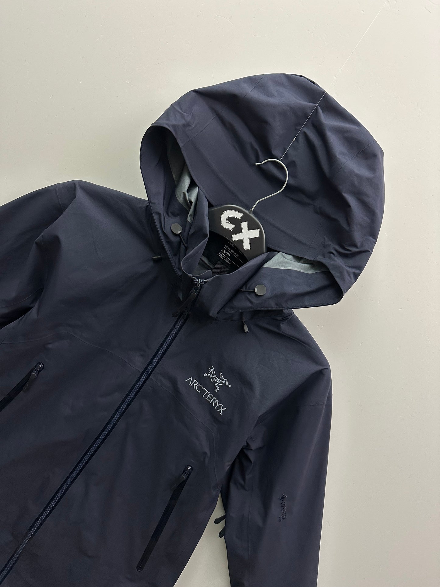 Arc’teryx Beta AR Jacket Black Sapphire Men's XS Gore-Tex Pro RECCO