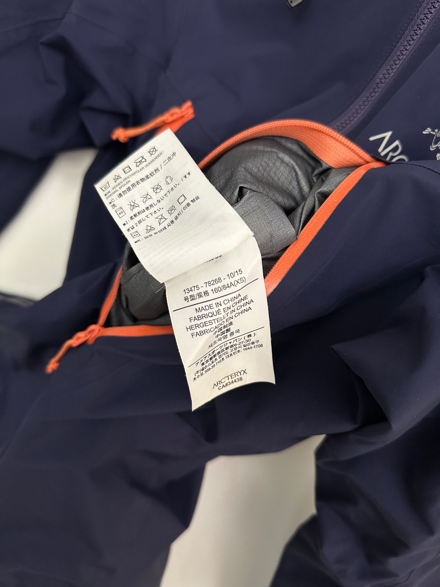 Arc’teryx Beta LT Jacket Purple Women’s XS Extra Small Gore-Tex Pro