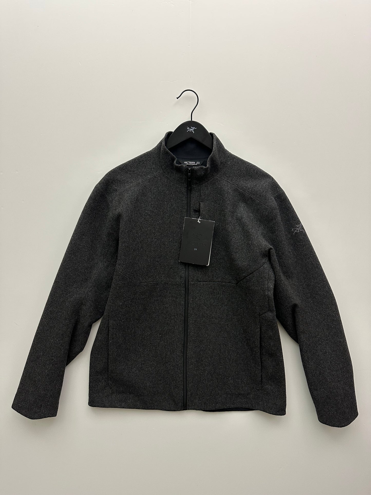 Arc’teryx Diplomat Jacket Carbon Copy Grey Men’s L Large