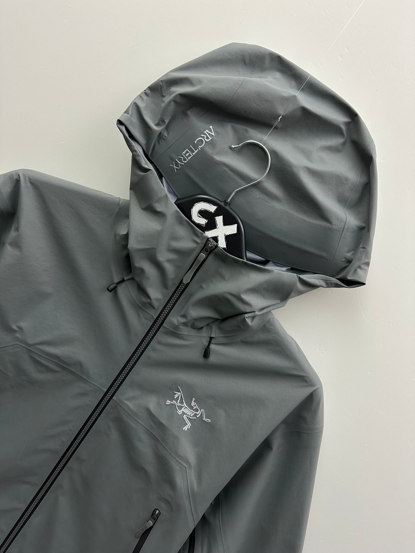 Arc’teryx Beta SL Jacket Void Grey Men’s S Small Gore-Tex