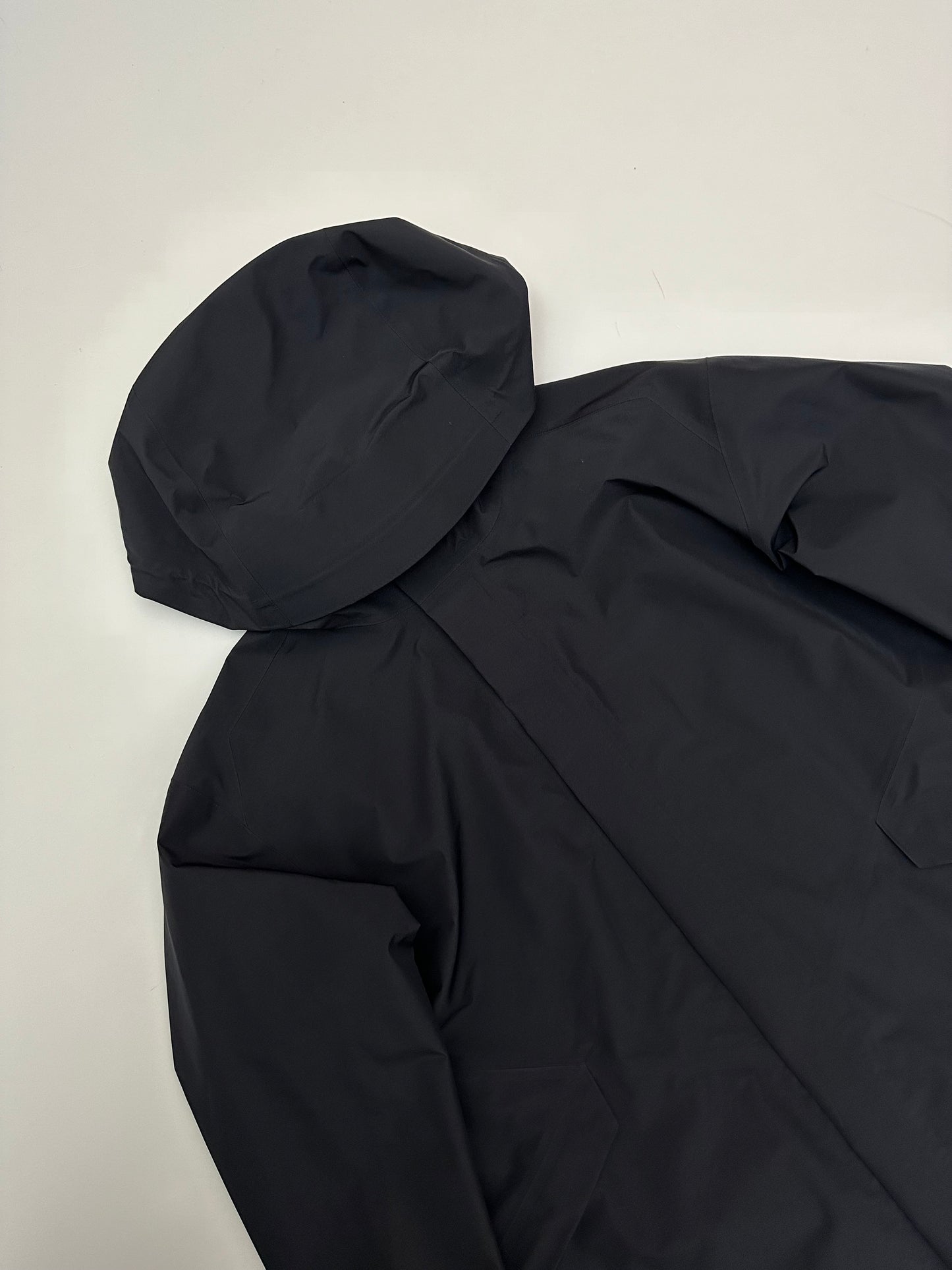 Arc’teryx Andra Coat Black Women’s XL Extra Large Gore-Tex