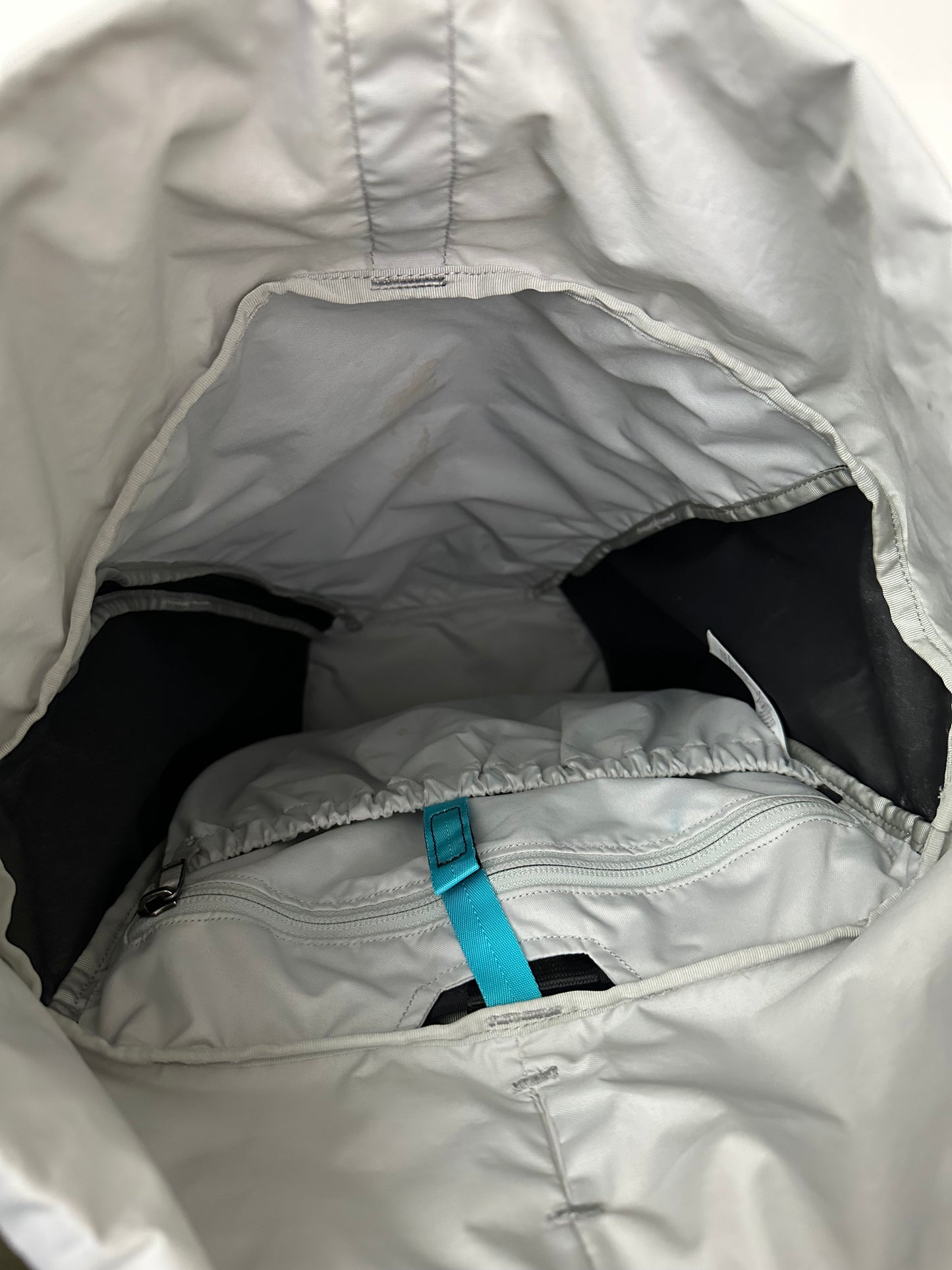 Arc’teryx Mantis 20 Backpack 24K Black