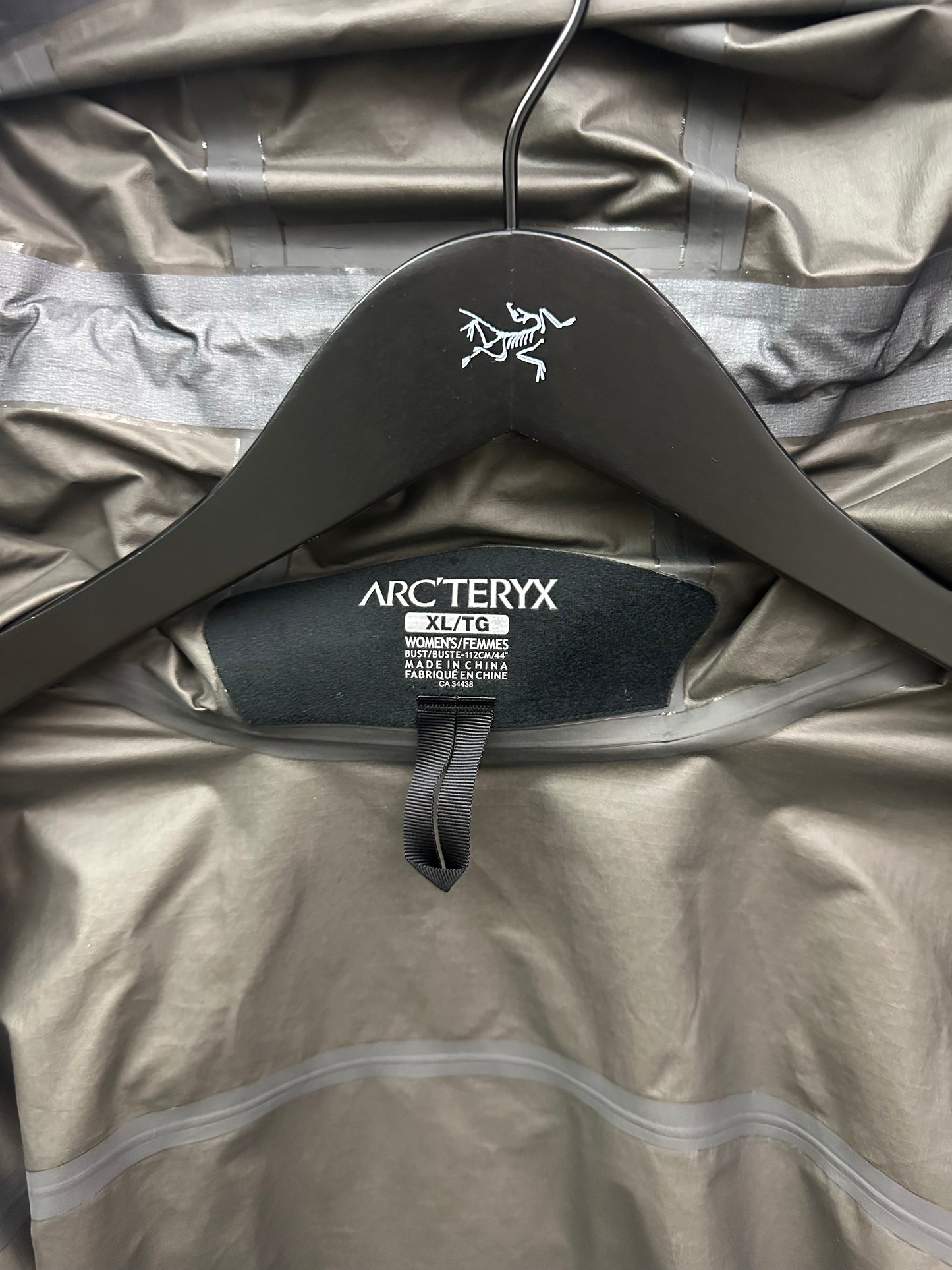 Arc’teryx Zeta SL Jacket Grey Women’s XL Extra Large Gore-Tex