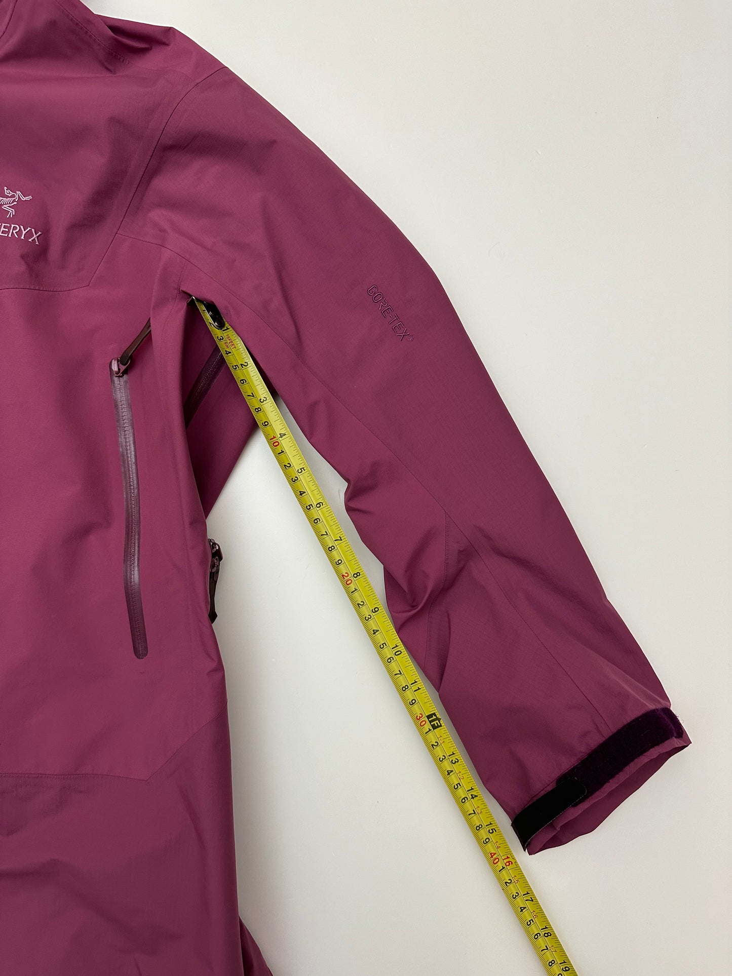 Arc’teryx Beta SL Hybrid Jacket Pink Women’s XL Extra Large Gore-Tex