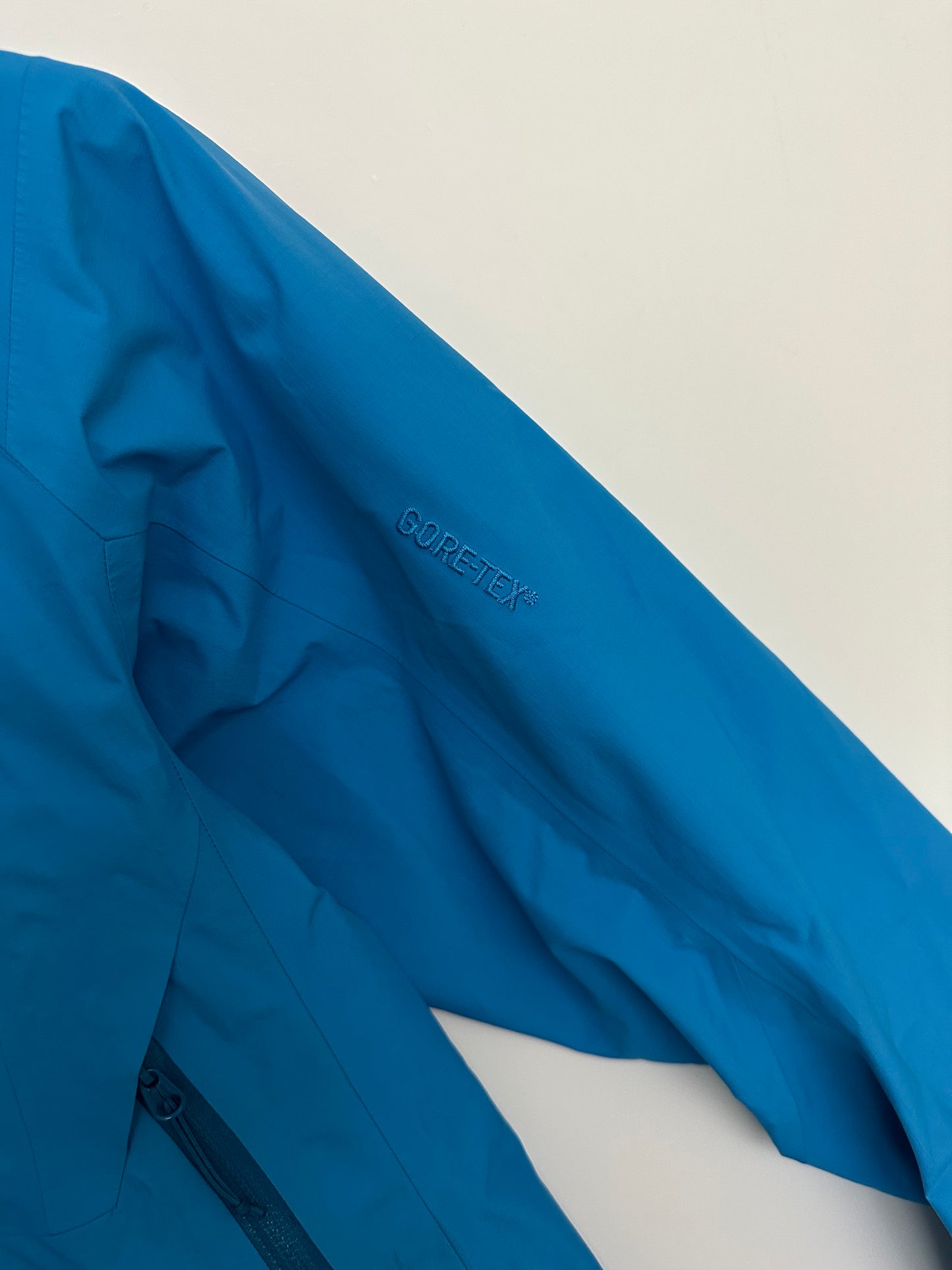 Arc’teryx Beta SL Jacket Blue Women’s XS Extra Small Gore-Tex