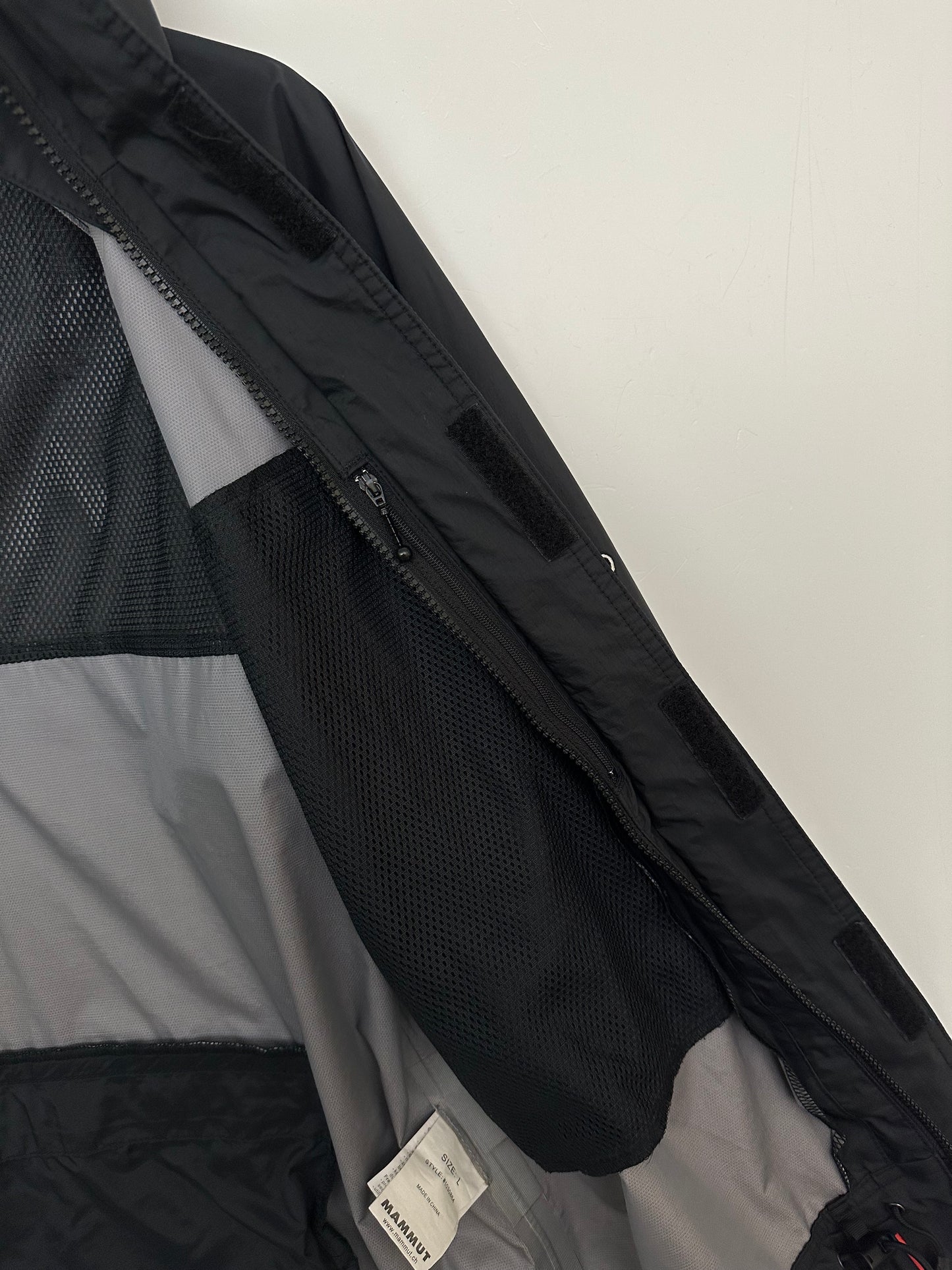 Mammut Wenaha DRYtech Waterproof Jacket Black/Red Men’s Large
