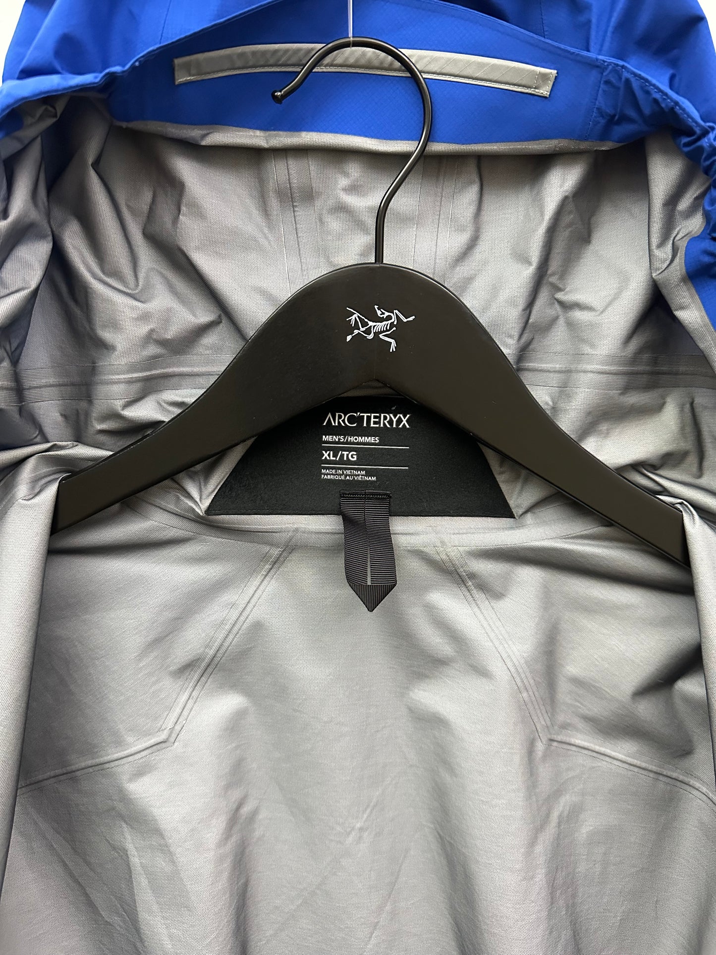 Arc’teryx Norvan LT Hoody Blue Men’s XL Extra Large Gore-Tex