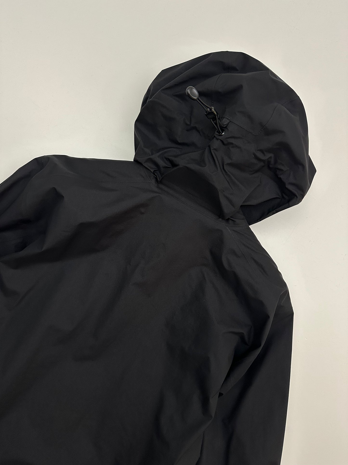 Arc’teryx Beta Jacket Black Men’s S Small Gore-Tex