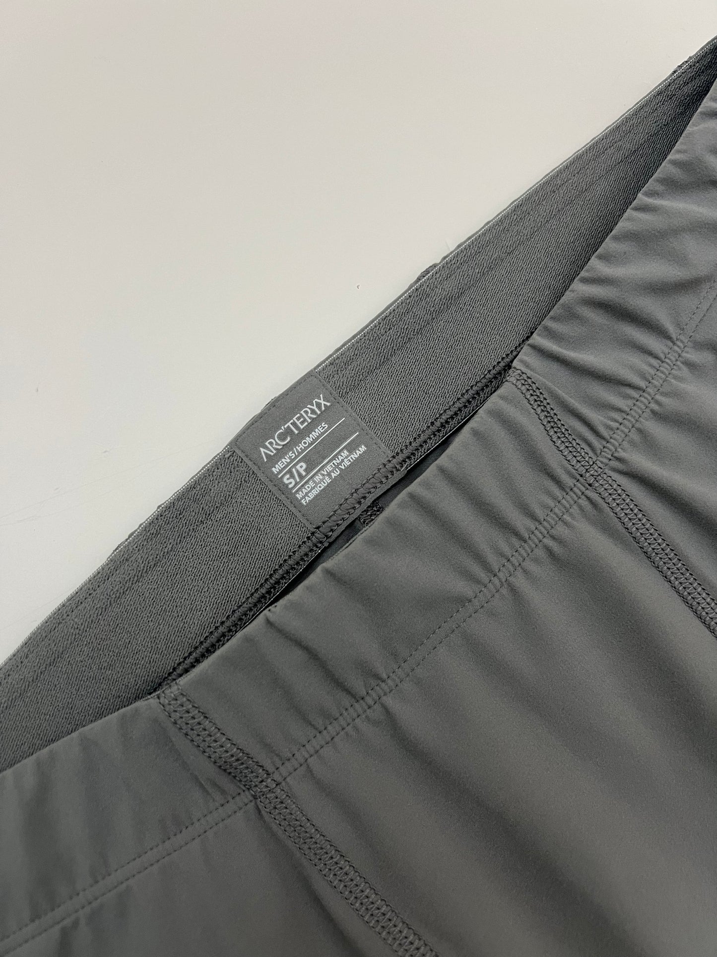 Arc'teryx Norvan Tight Void Grey Men’s S Small