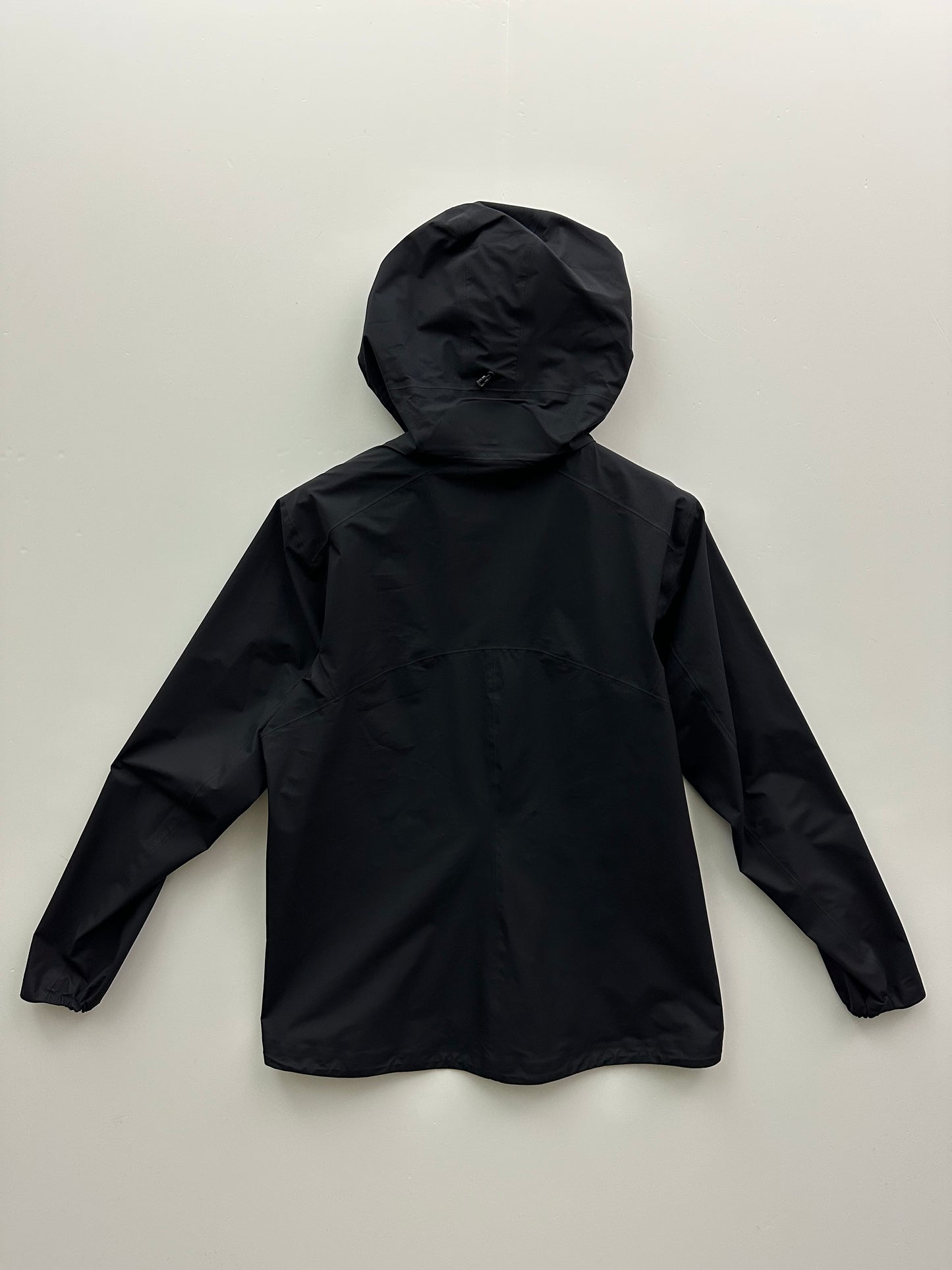 Arc’teryx Norvan LT Hoody Black Women’s M Medium Gore-Tex