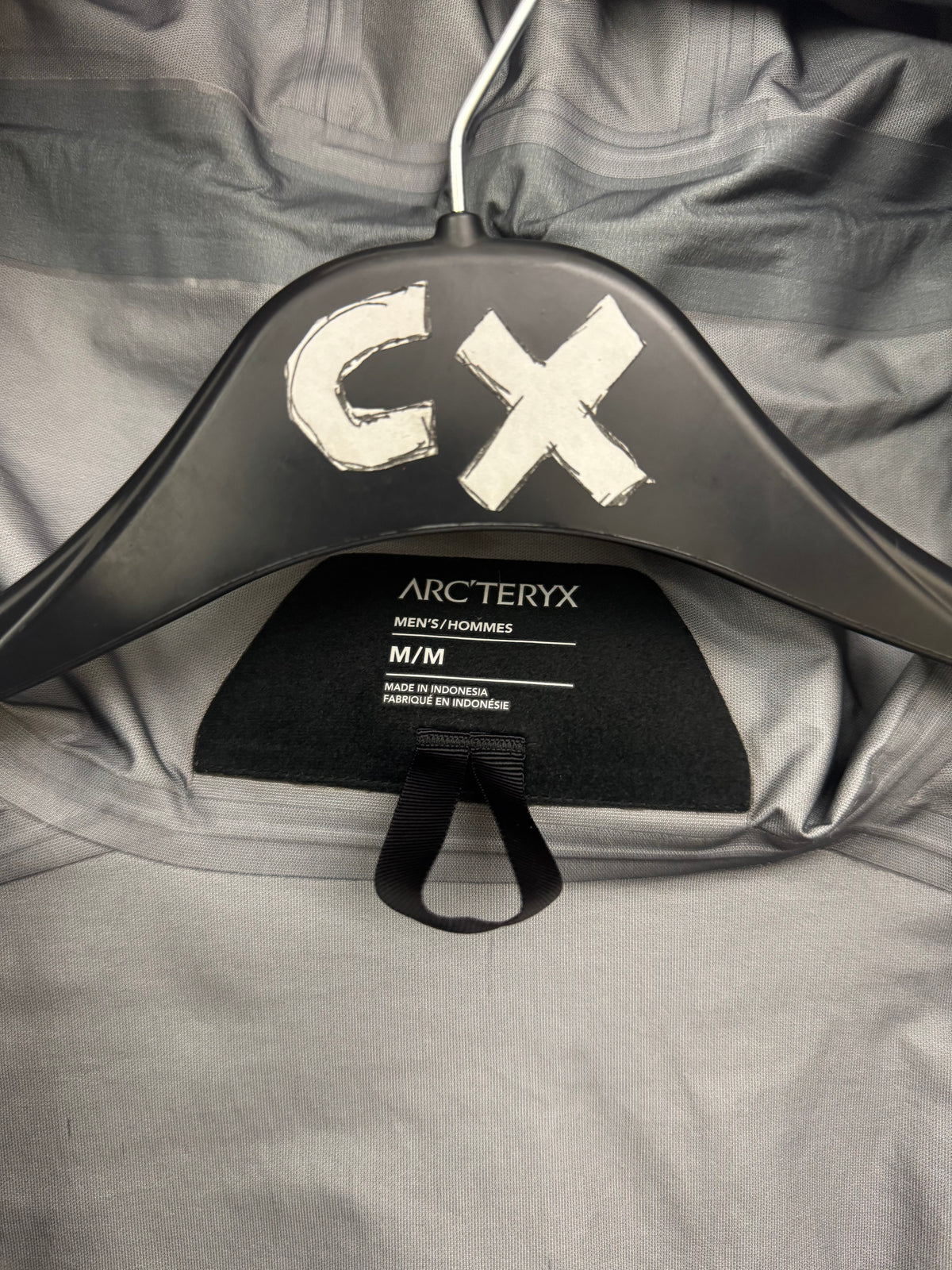 Arc’teryx Beta Jacket Black Sapphire Men's M Medium Gore-Tex