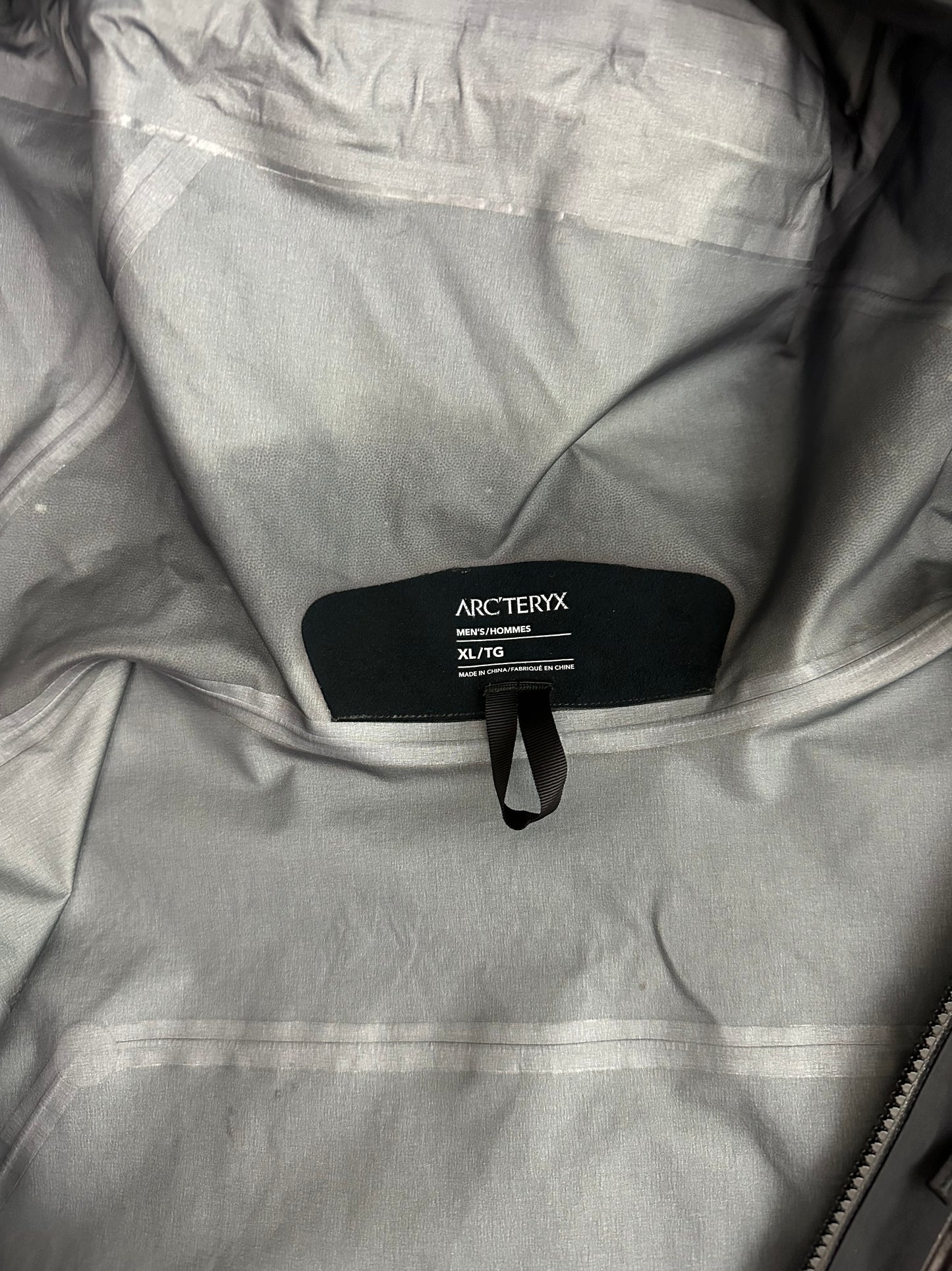 Arc’teryx Sabre SV Jacket Black XL Extra Large Gore-Tex RECCO