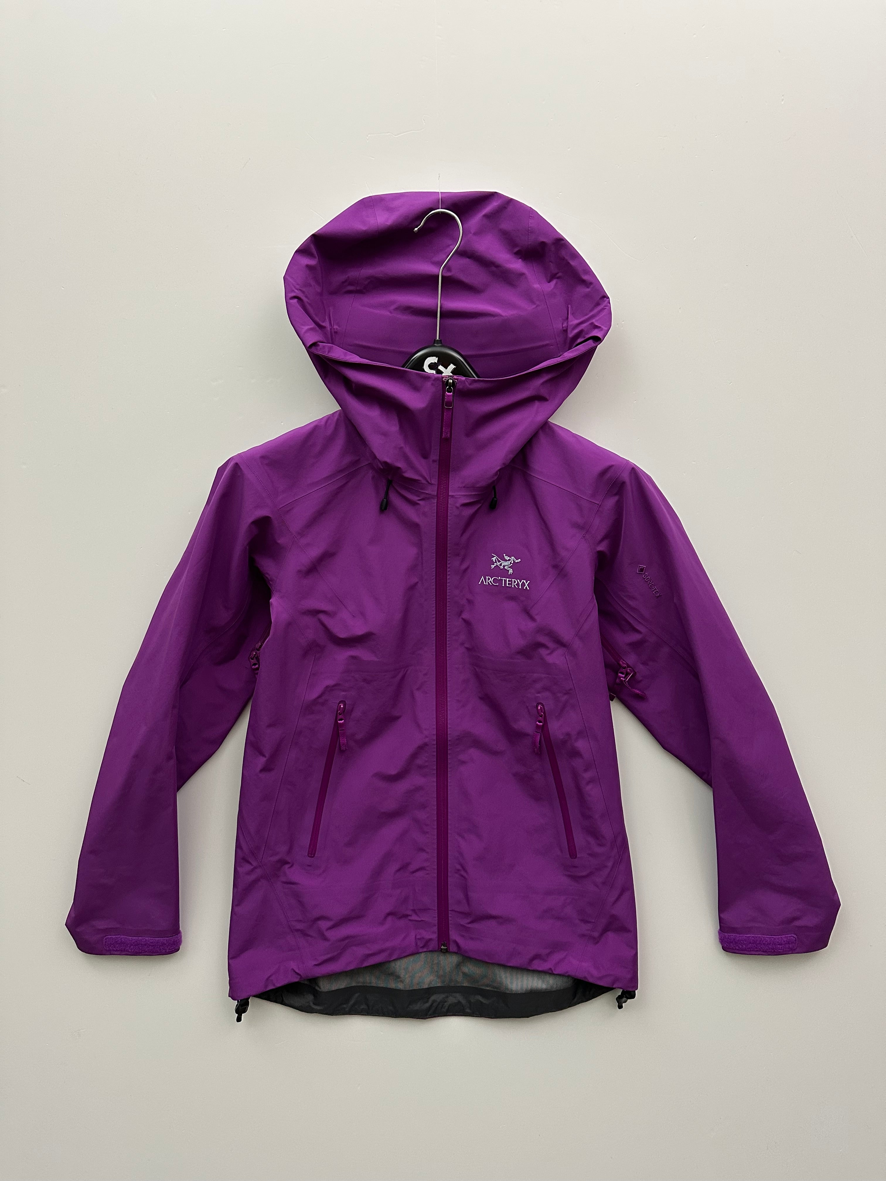 Preowned Womens Shell Jackets – Chamonyx