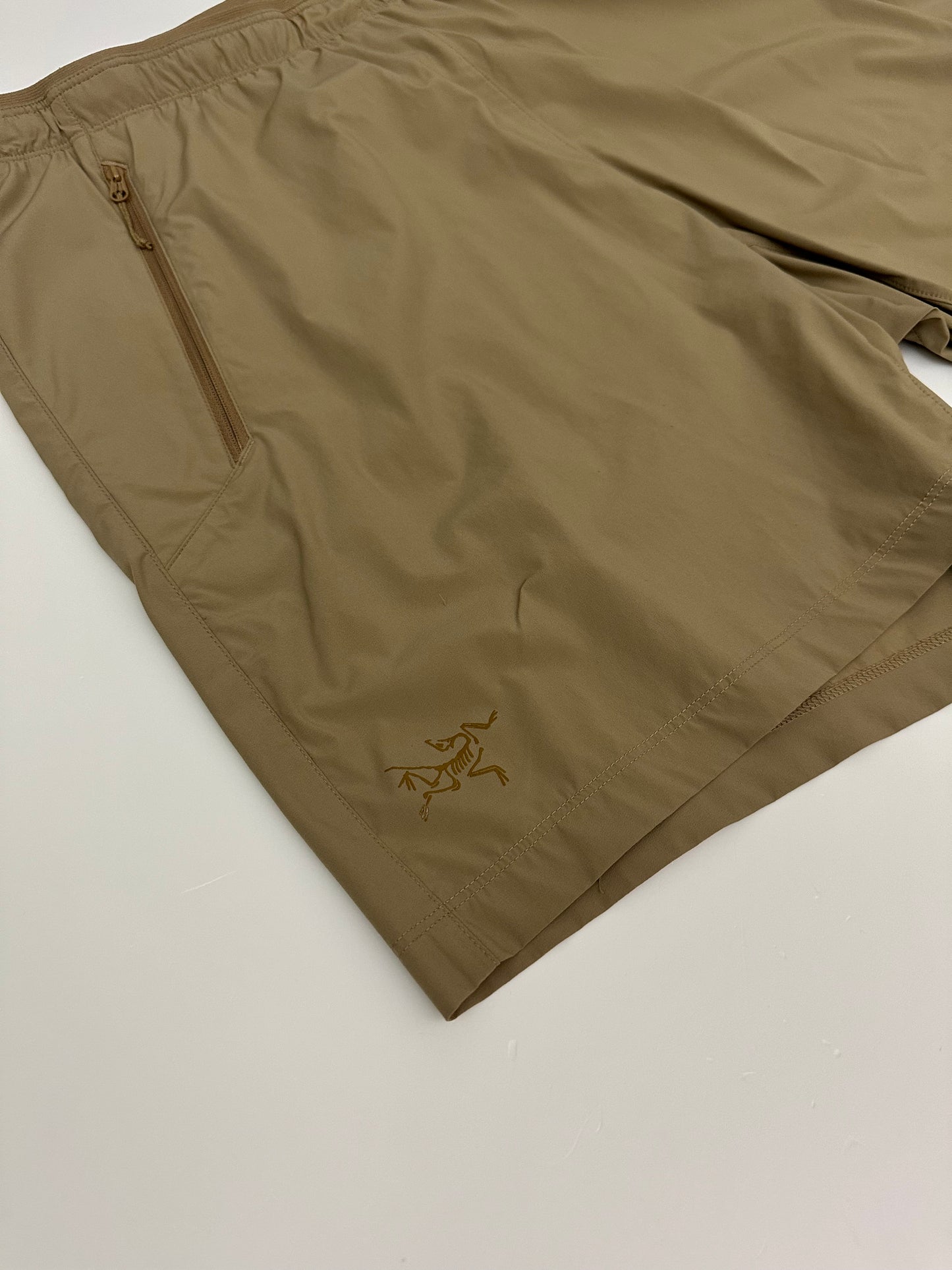 Arc’teryx Incendo Shorts 7” Brown Men’s XL Extra Large