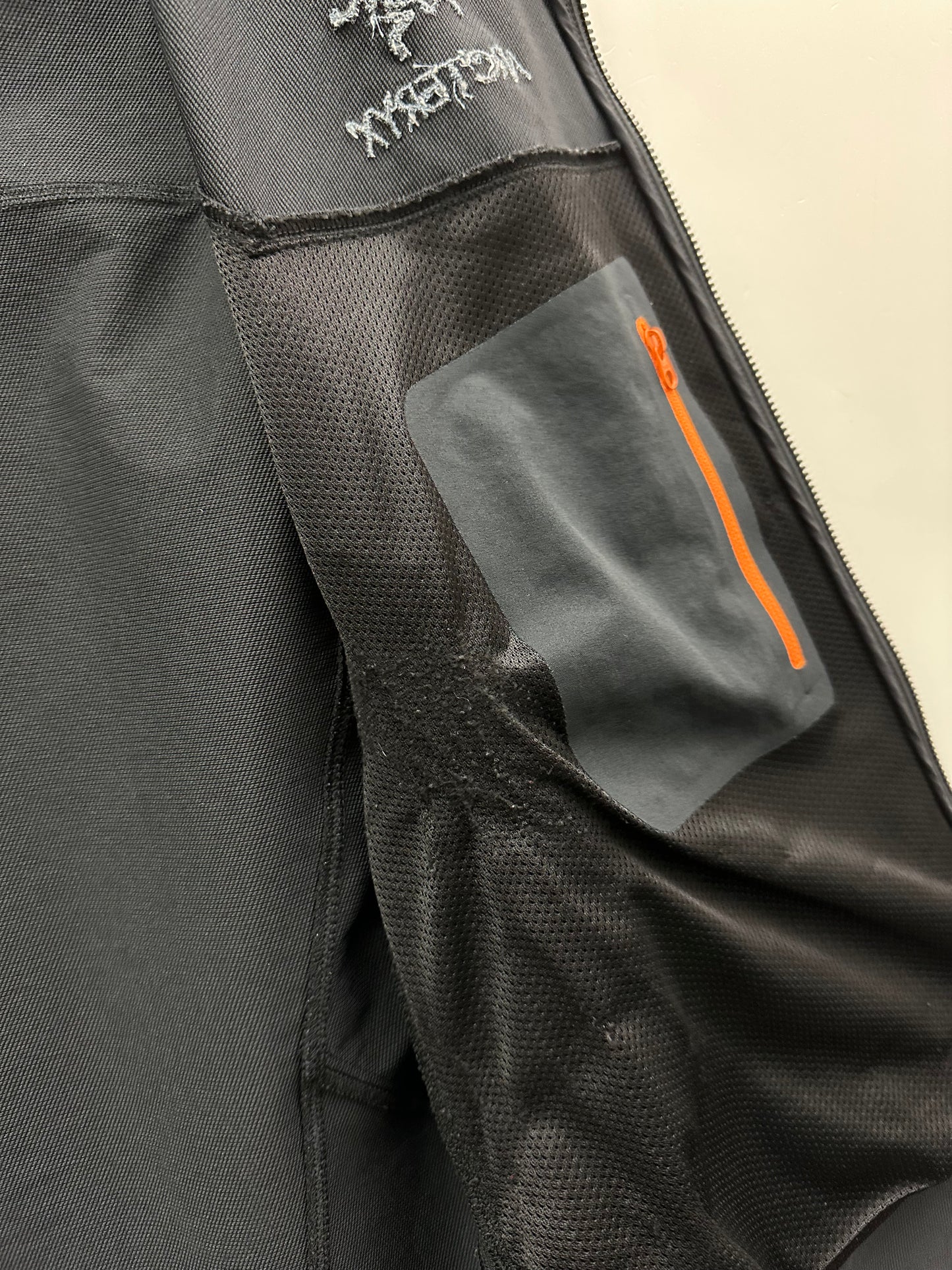 Arc’teryx Gamma LT Jacket Black Men’s L Large