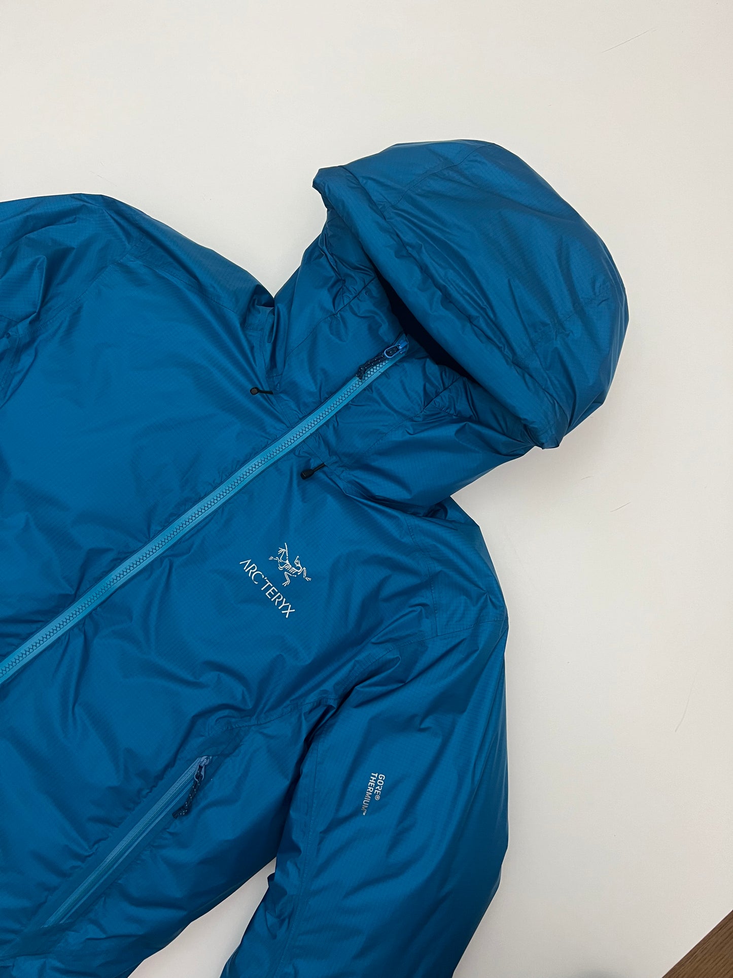 Arc’teryx Firebee AR Parka Macaw Blue Men’s S Small Gore-Tex Infinium